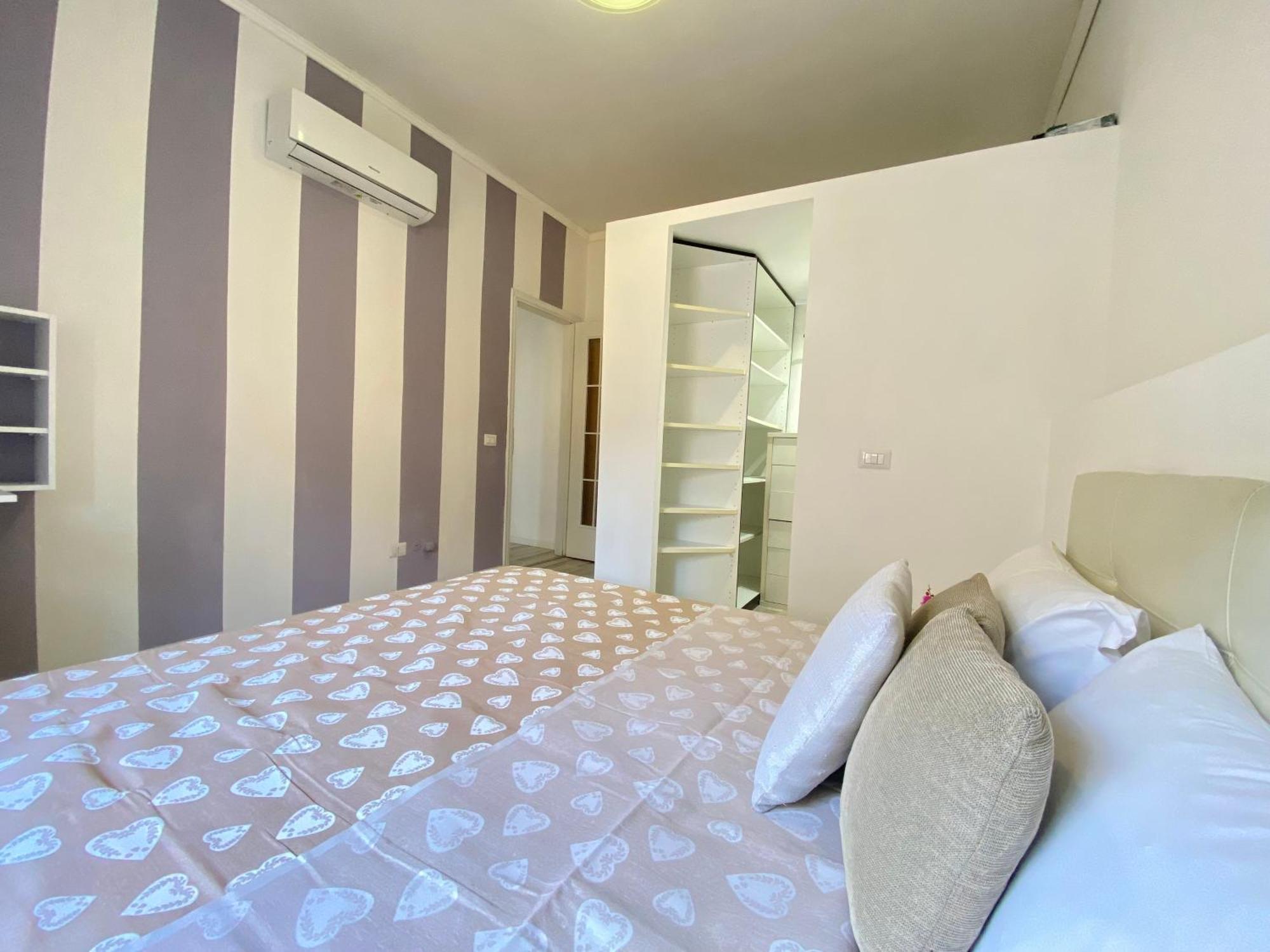 Lugano S&s Home, Moderna E Tranquilla, Vicino Al Centro Di Milano, Con Parcheggio Gratuito Esterno