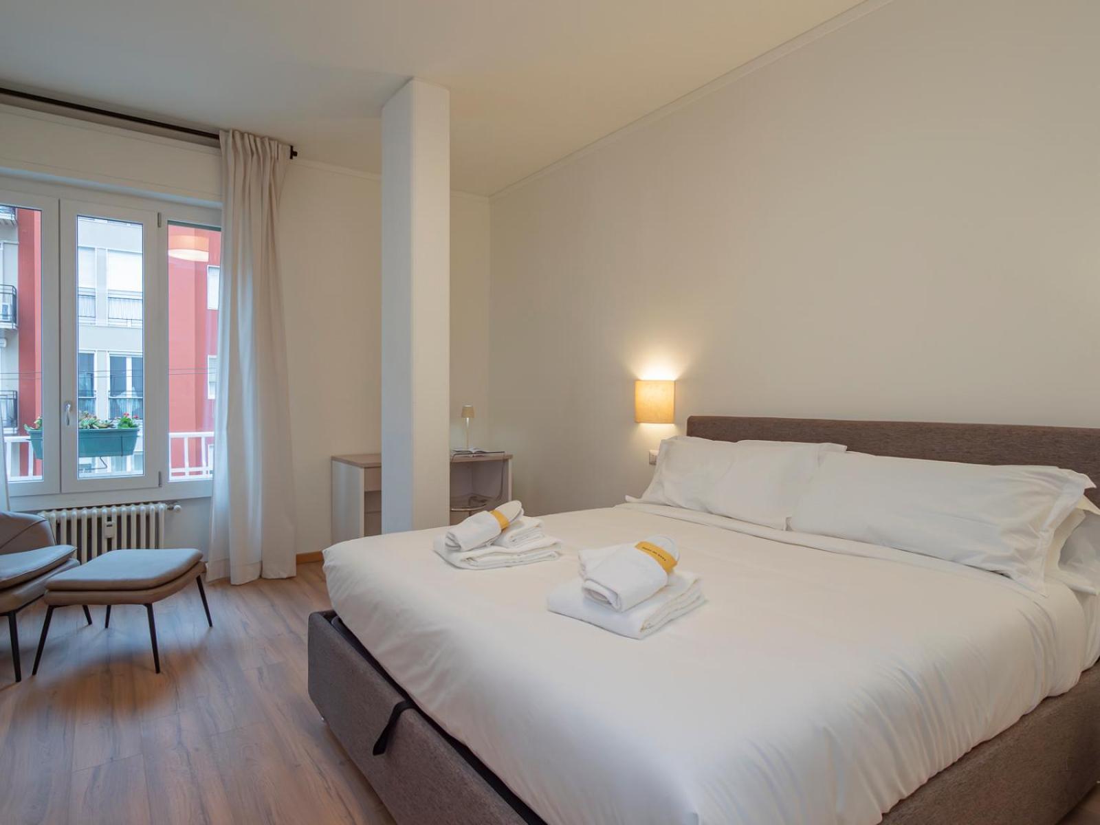 Spacious 2bdr With Balcony Arco-sempione Area, By Rentopolis Appartamento Milano
