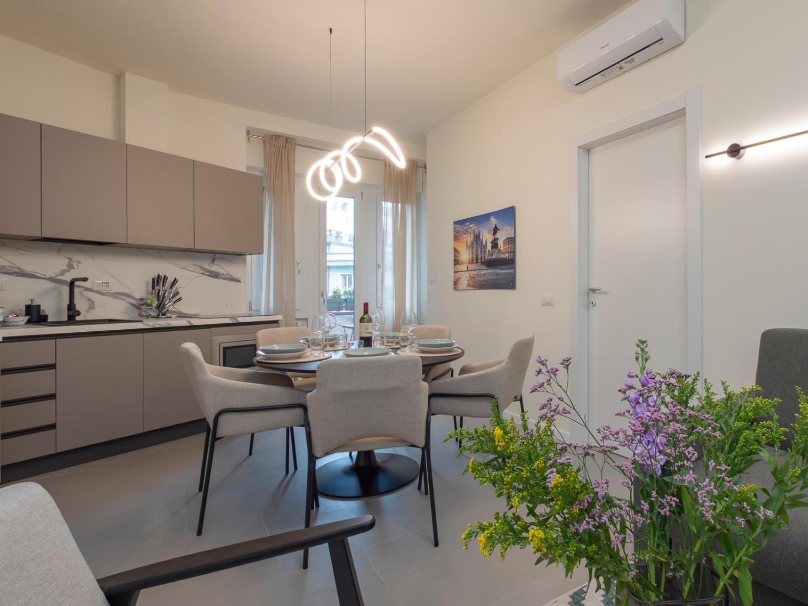 Spacious 2bdr With Balcony Arco-sempione Area, By Rentopolis * Milano