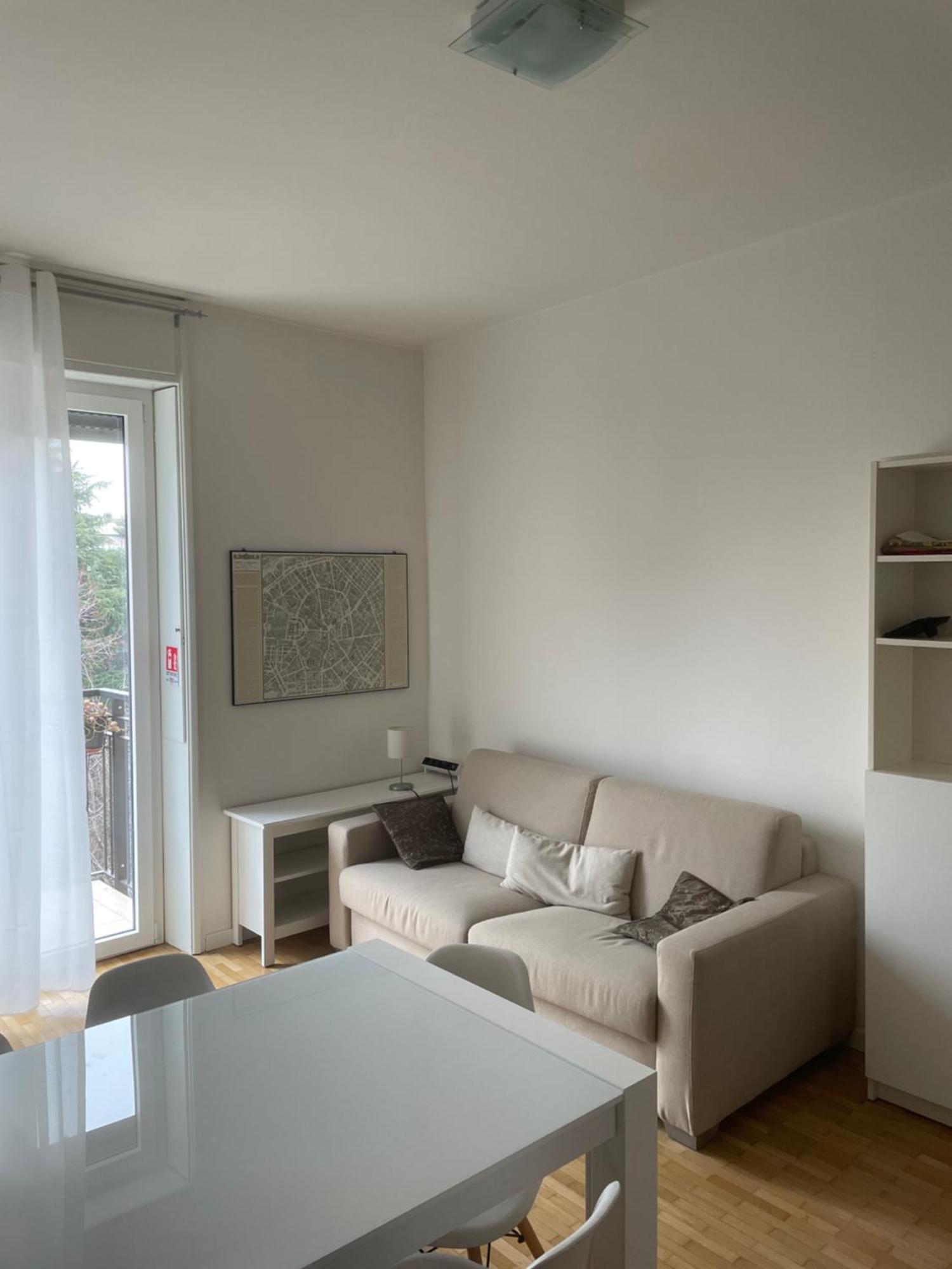 Apartment House Of Po Milan