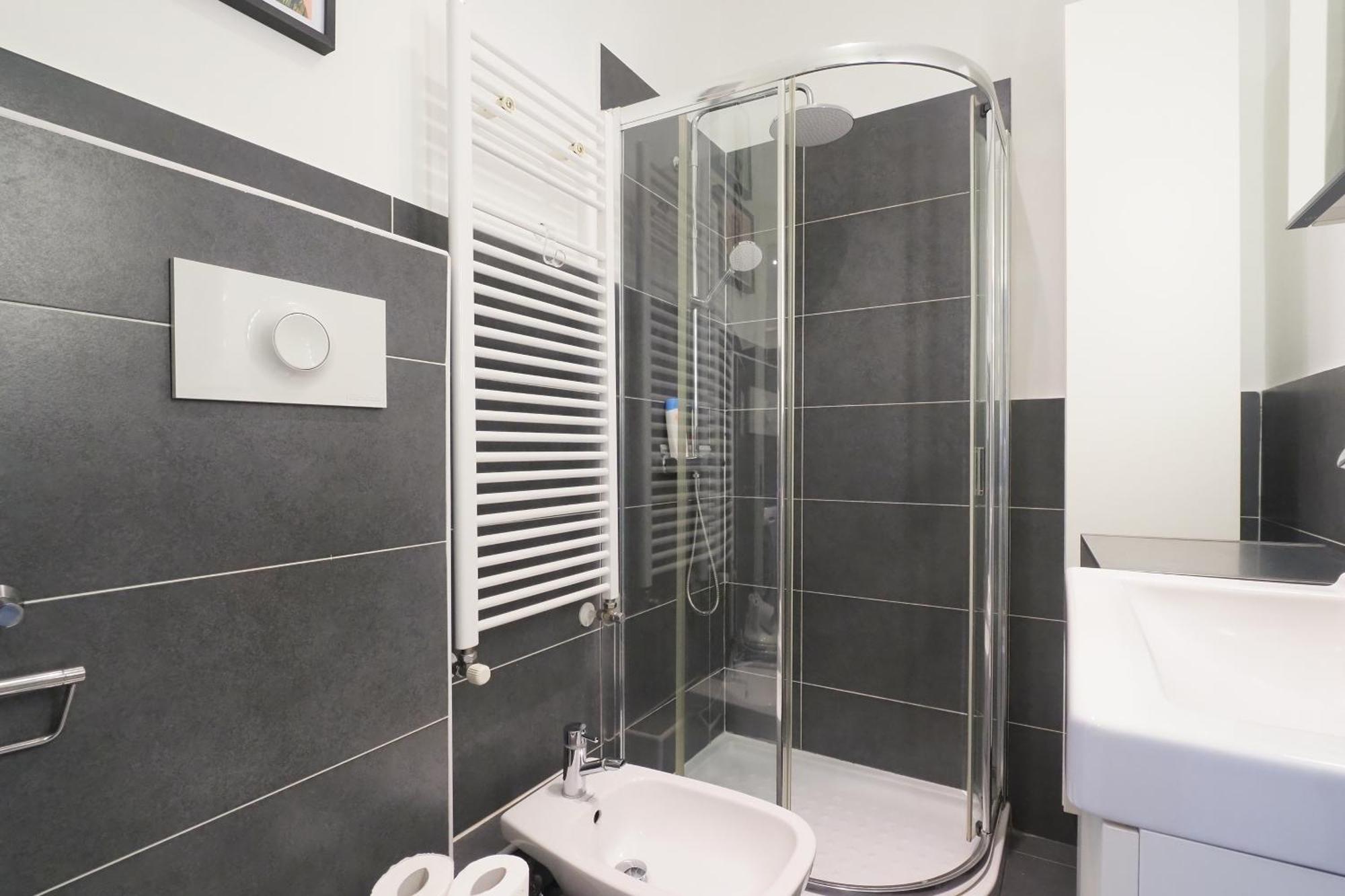 Appartamento Primopiano - Castaldi Milano