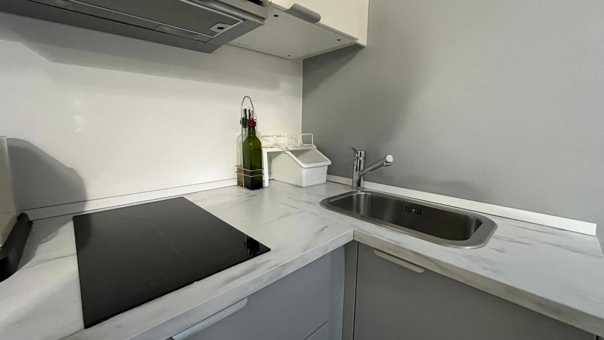 Ak Loft - Lovely In The Heart Of *