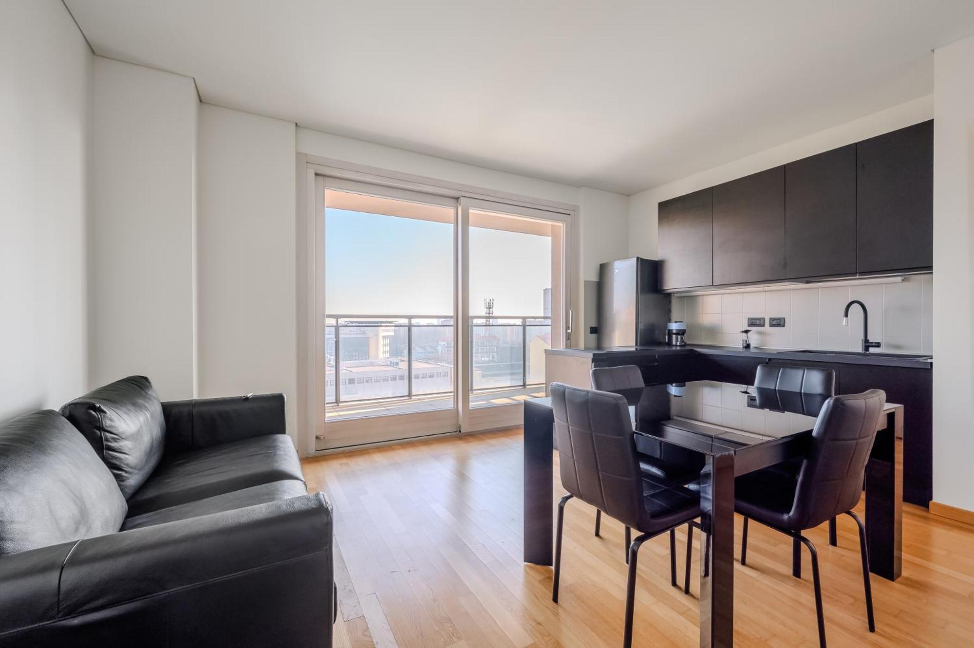 Giax Tower Luxury Oasis Milan
