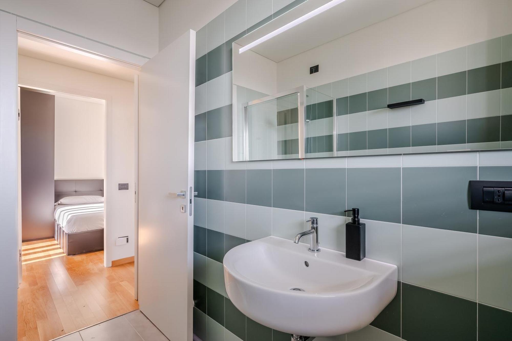 Giax Tower Luxury Oasis * Milan