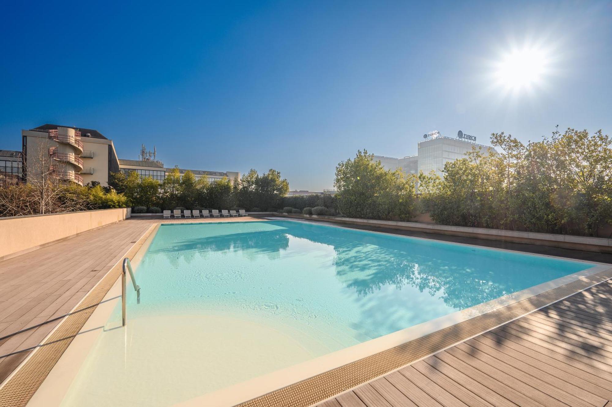Giax Tower Luxury Oasis Milan