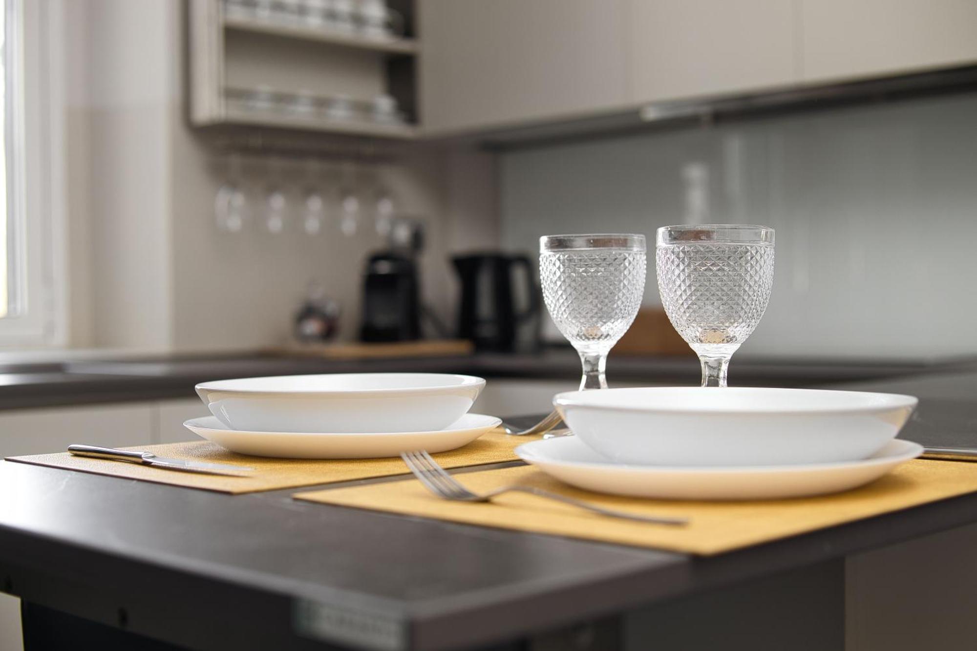 Navigli, 90 Square Meters, Free Parking Ripa Ticinese * Mailand
