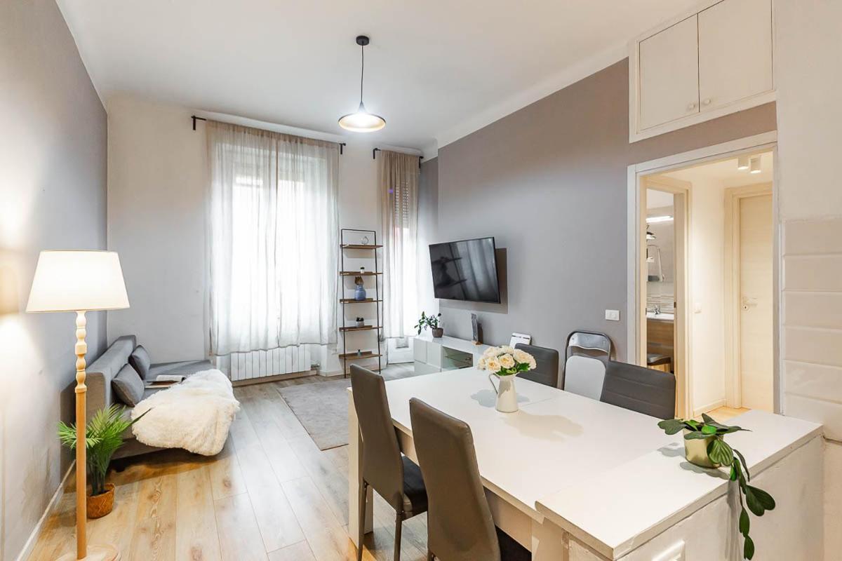 Duomo 10 Minuti Family House 5 Pax Balcone Wifi Leilighet *
