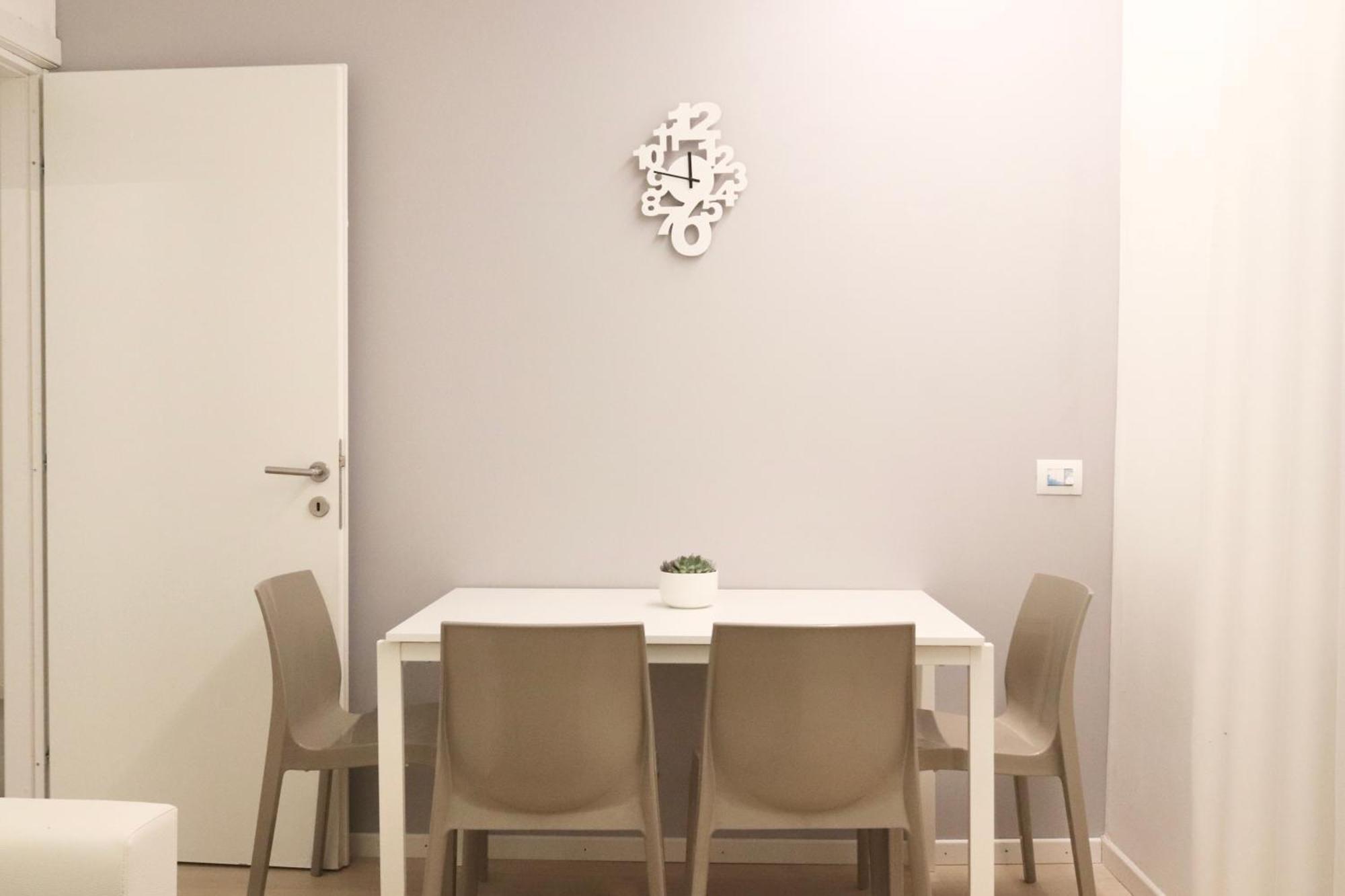 Tiny Attic, Corso Buenosaires, 6min To Duomo * Milano