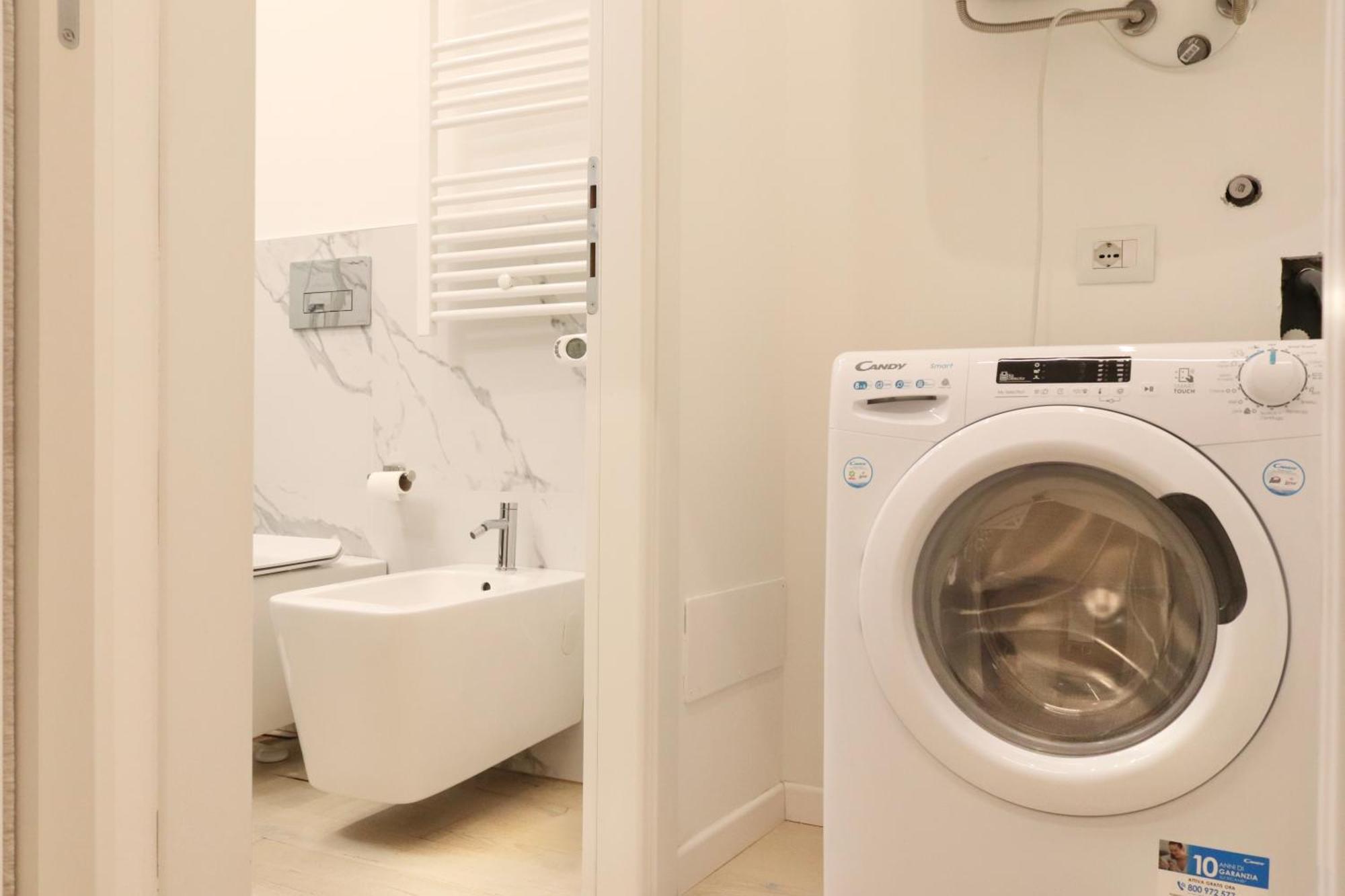 Tiny Attic, Corso Buenosaires, 6min To Duomo Aparthotel *