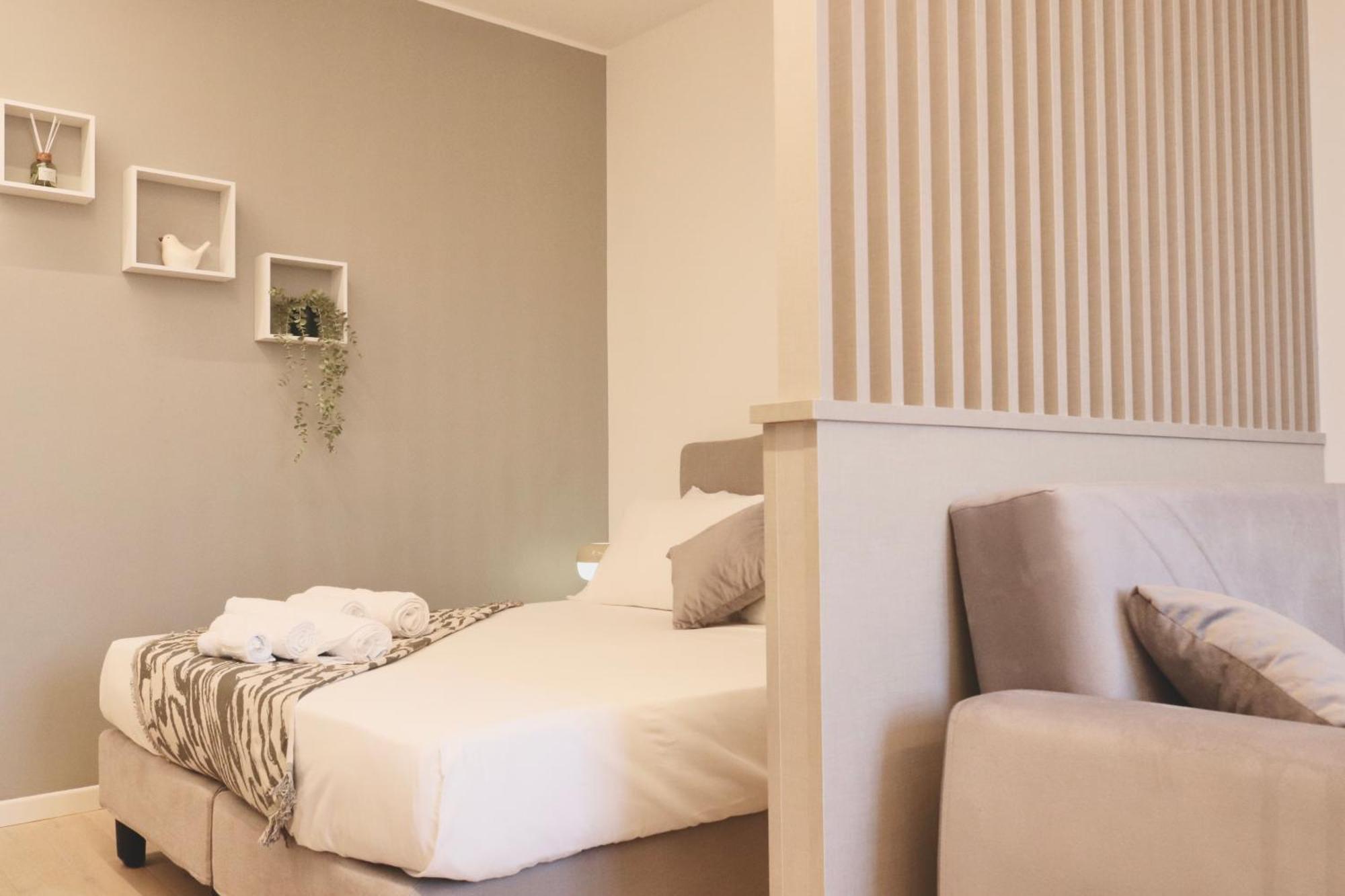 Aparthotel Tiny Attic, Corso Buenosaires, 6min To Duomo *