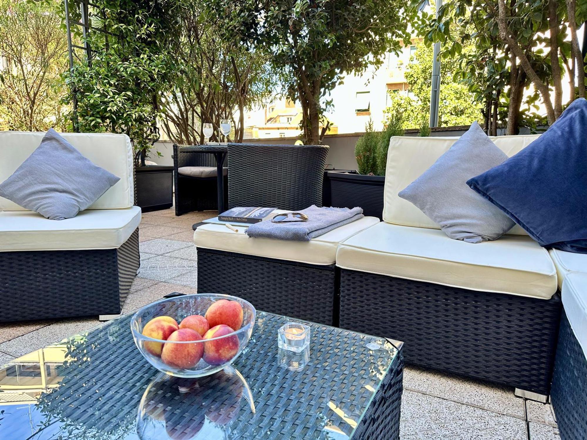Deluxe Multispace With Terrace Milano