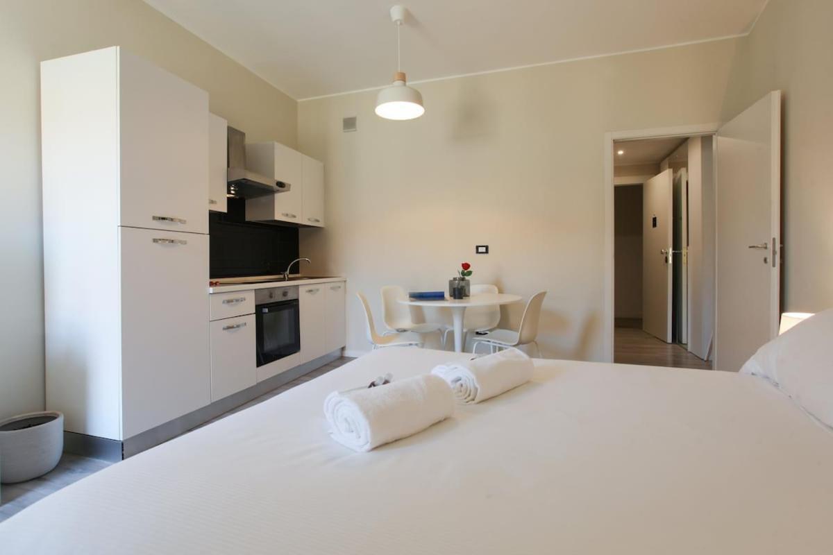 Apartment Station 2