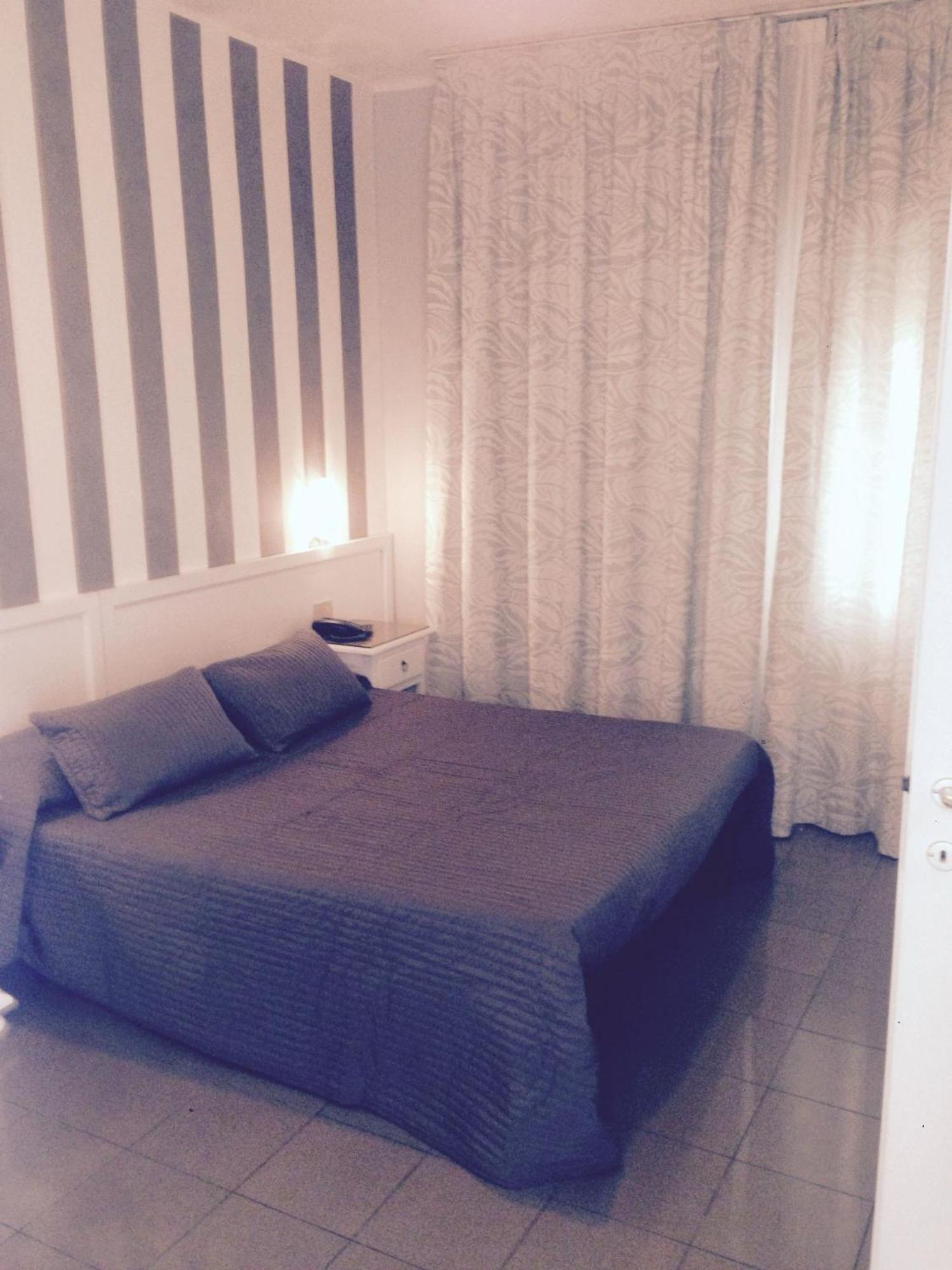 Hotel New H Marte 81