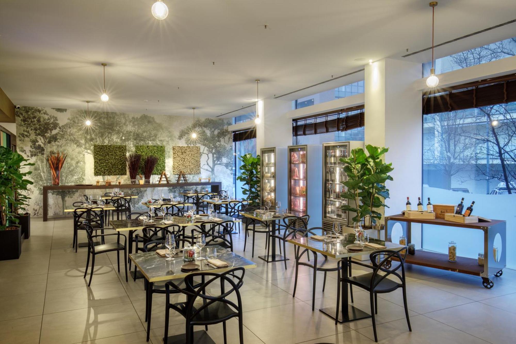 Doubletree By Hilton Hotell 4*