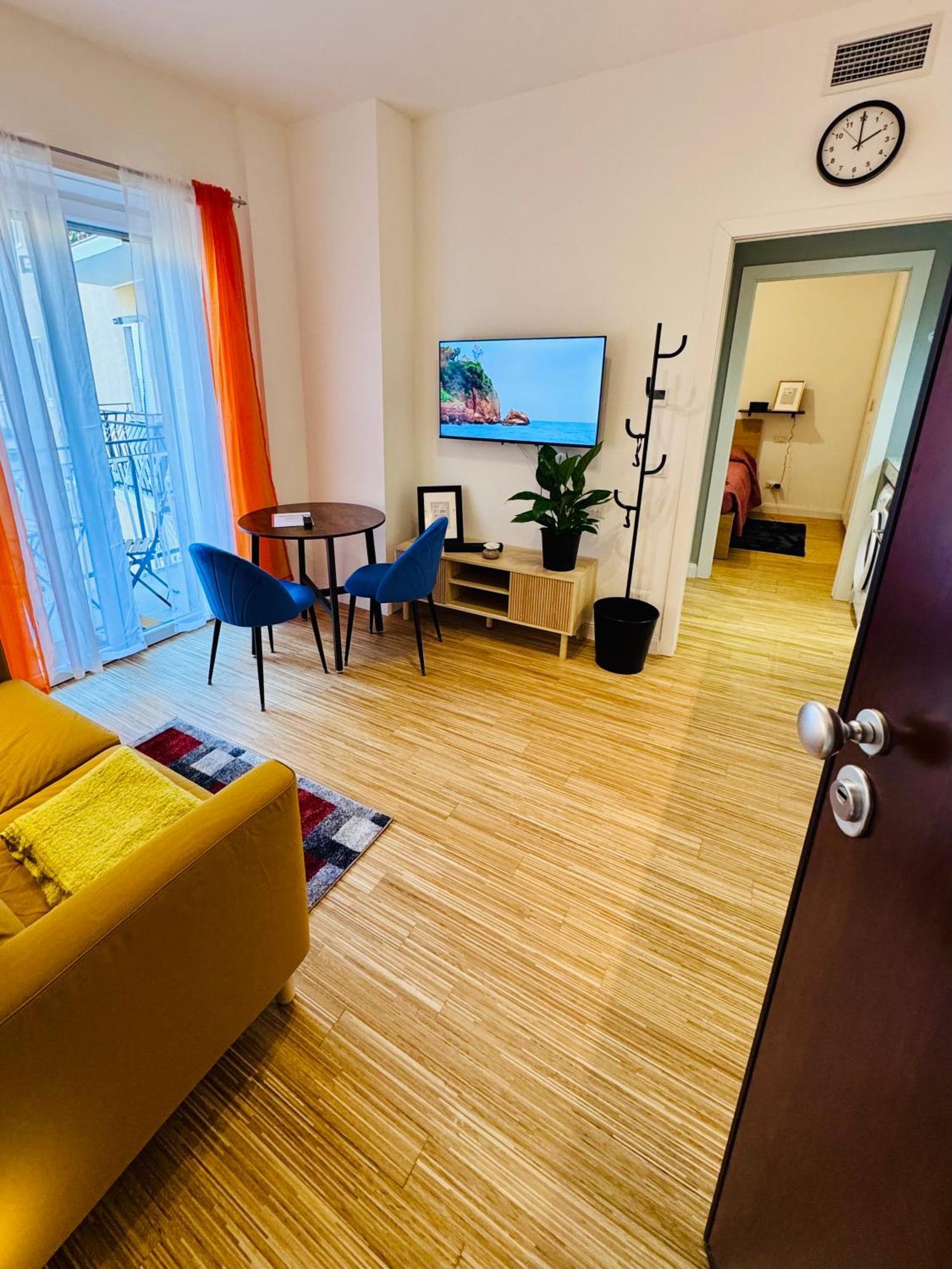 Nuovo Elegante A 10 Secondi Dalla Metropolitana Pasteur, Meraviglioso! Apartment Milan