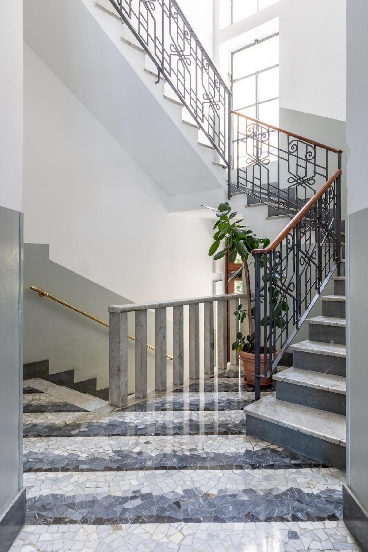 Comfortable Flat Inside Isola And Garibaldi District Appartamento Milano