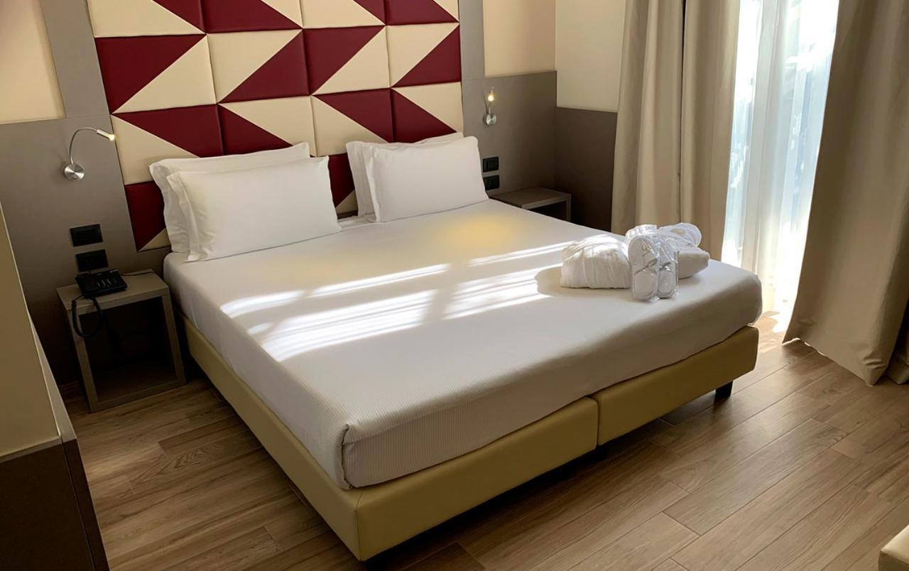 Hotel Jr Bocconi