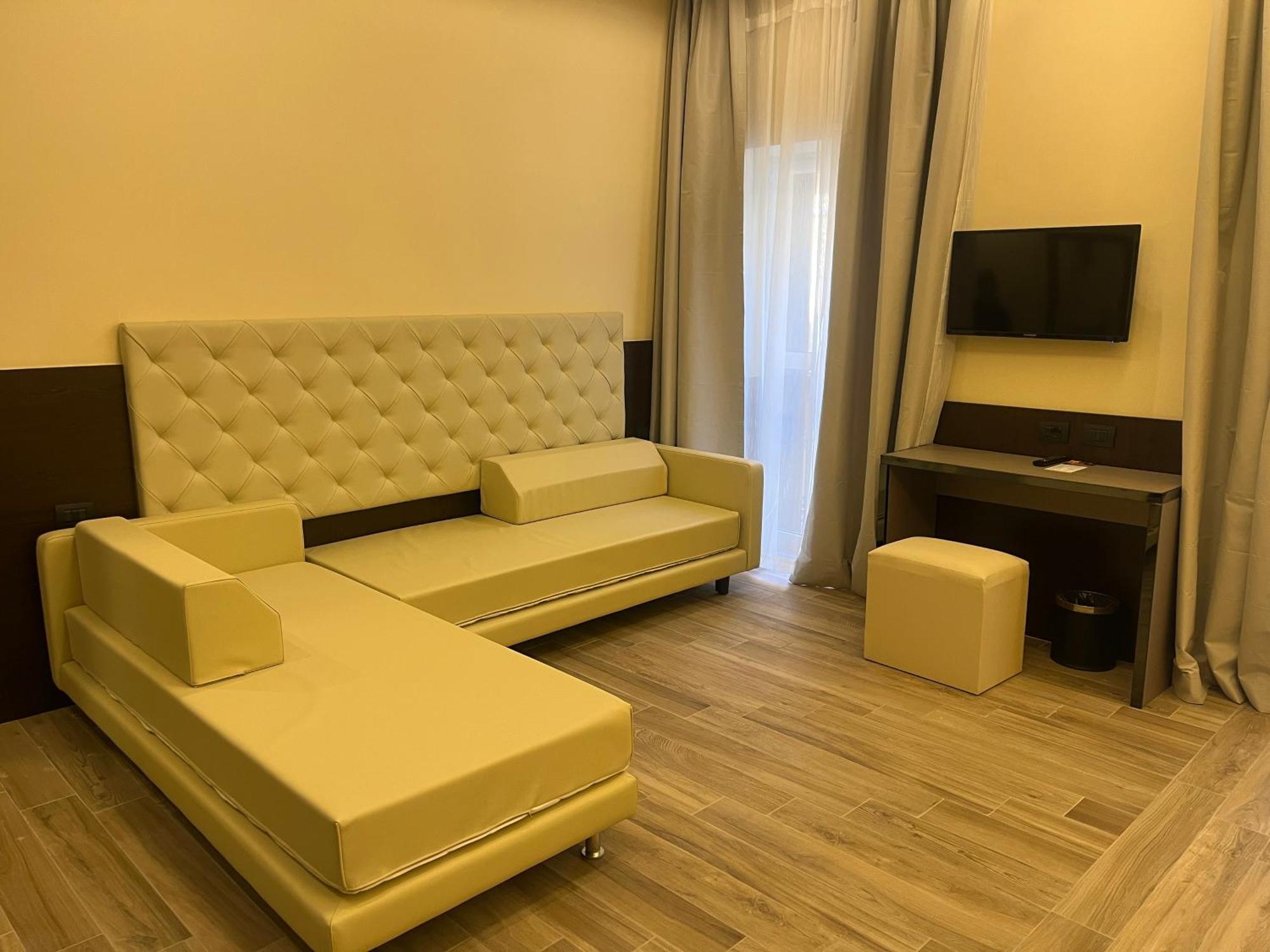 Hotel Jr Bocconi Milano