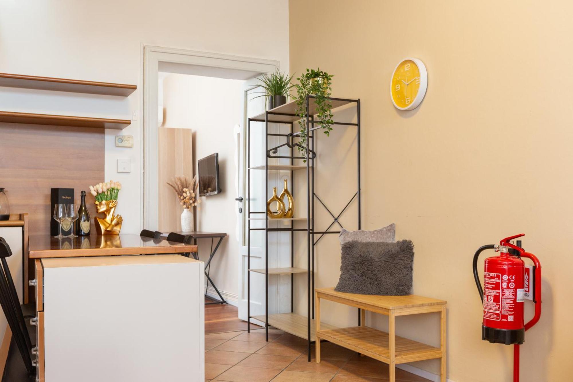 The Floral Haven - Near M3 Milano