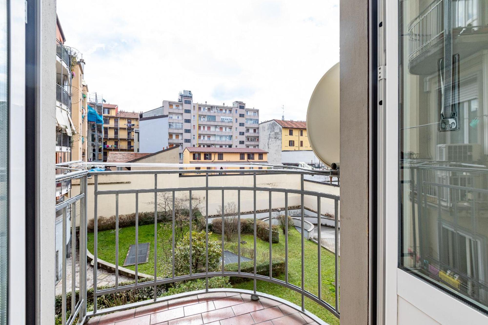 Appartement Certosa Enchanting With Balcony - Collection Milaan