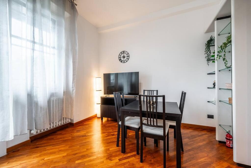 Carrobbio's Nest - Elegant With Wifi And Netflix Appartement