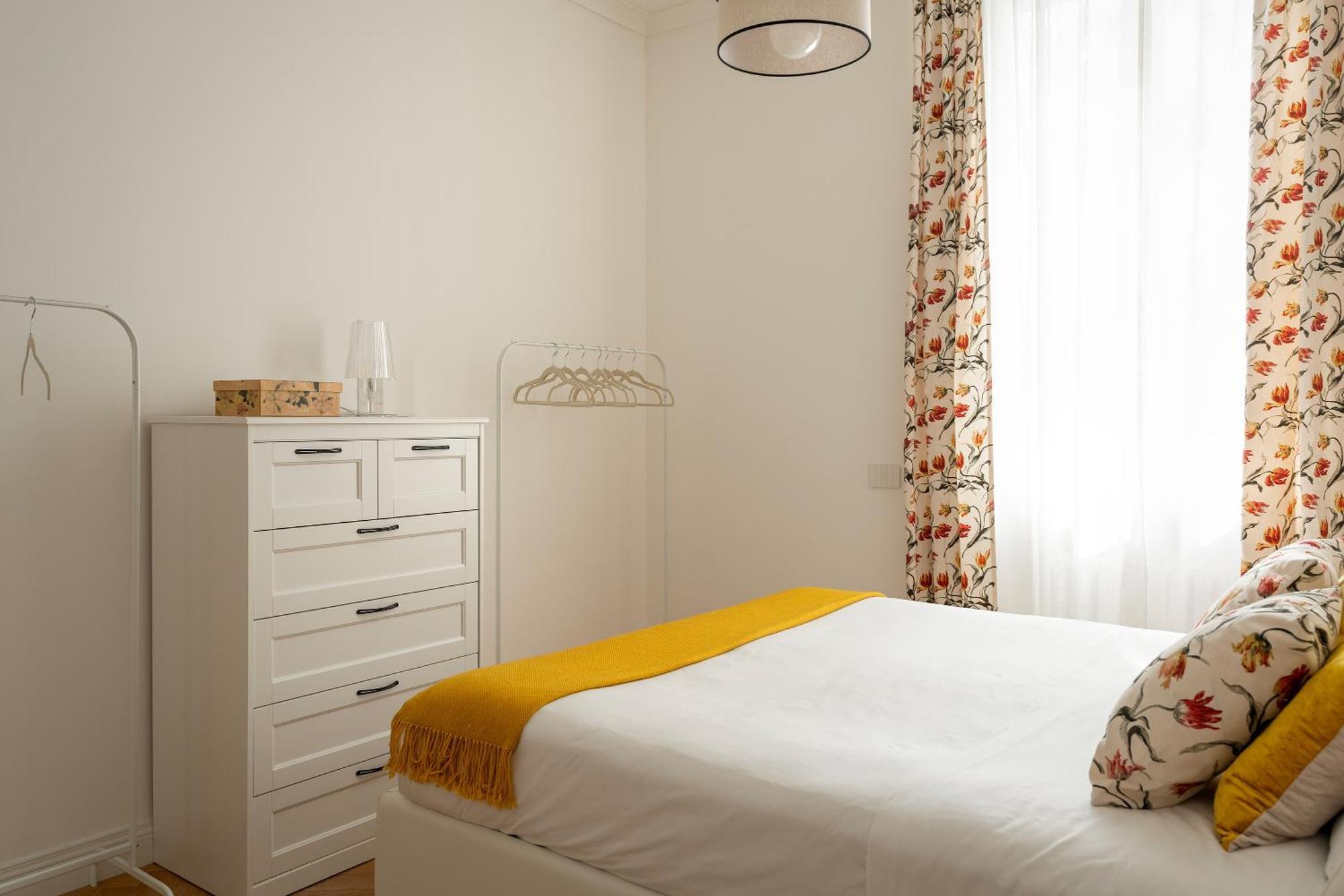 Santa Tecla Living Ruggero Di Lauria 2 * Milano