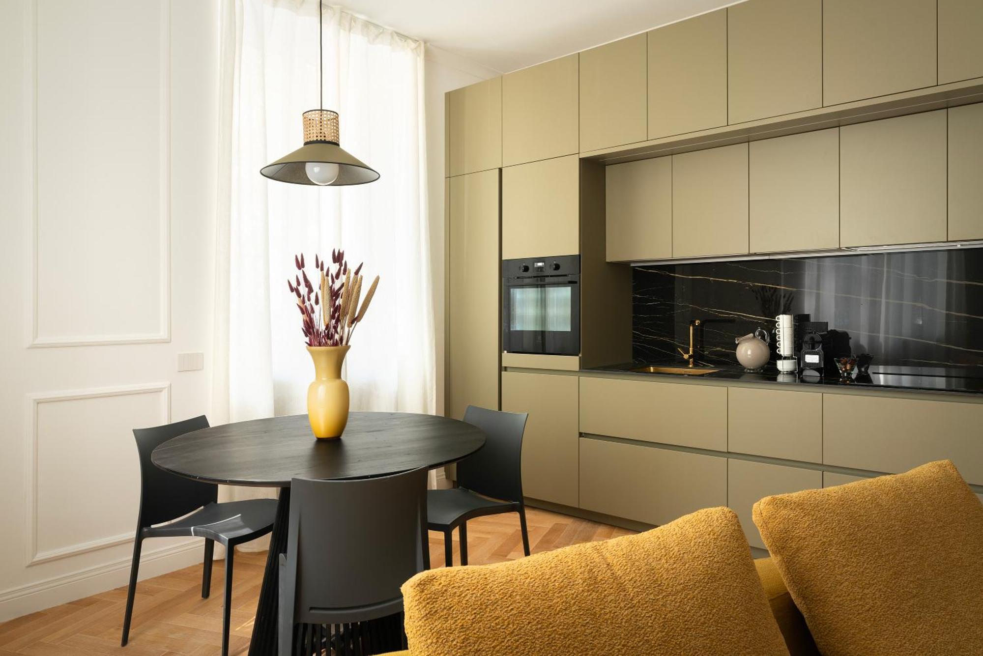 Santa Tecla Living Ruggero Di Lauria 2 * Milano