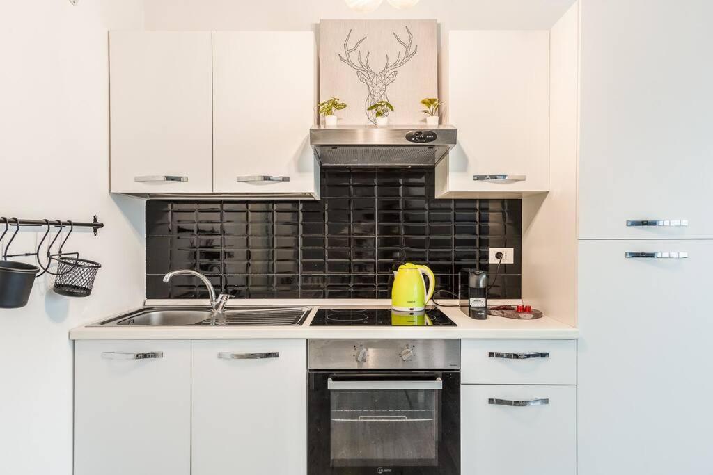 2 Minutes From Station-exclusive Open Space Appartamento *