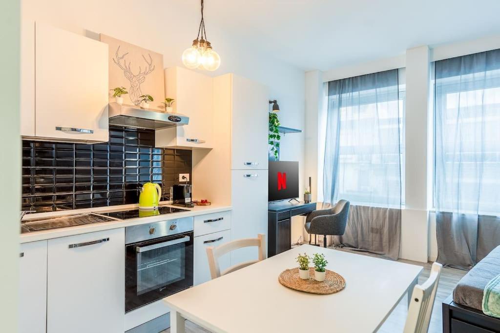 2 Minutes From Station-exclusive Open Space Appartamento Milano