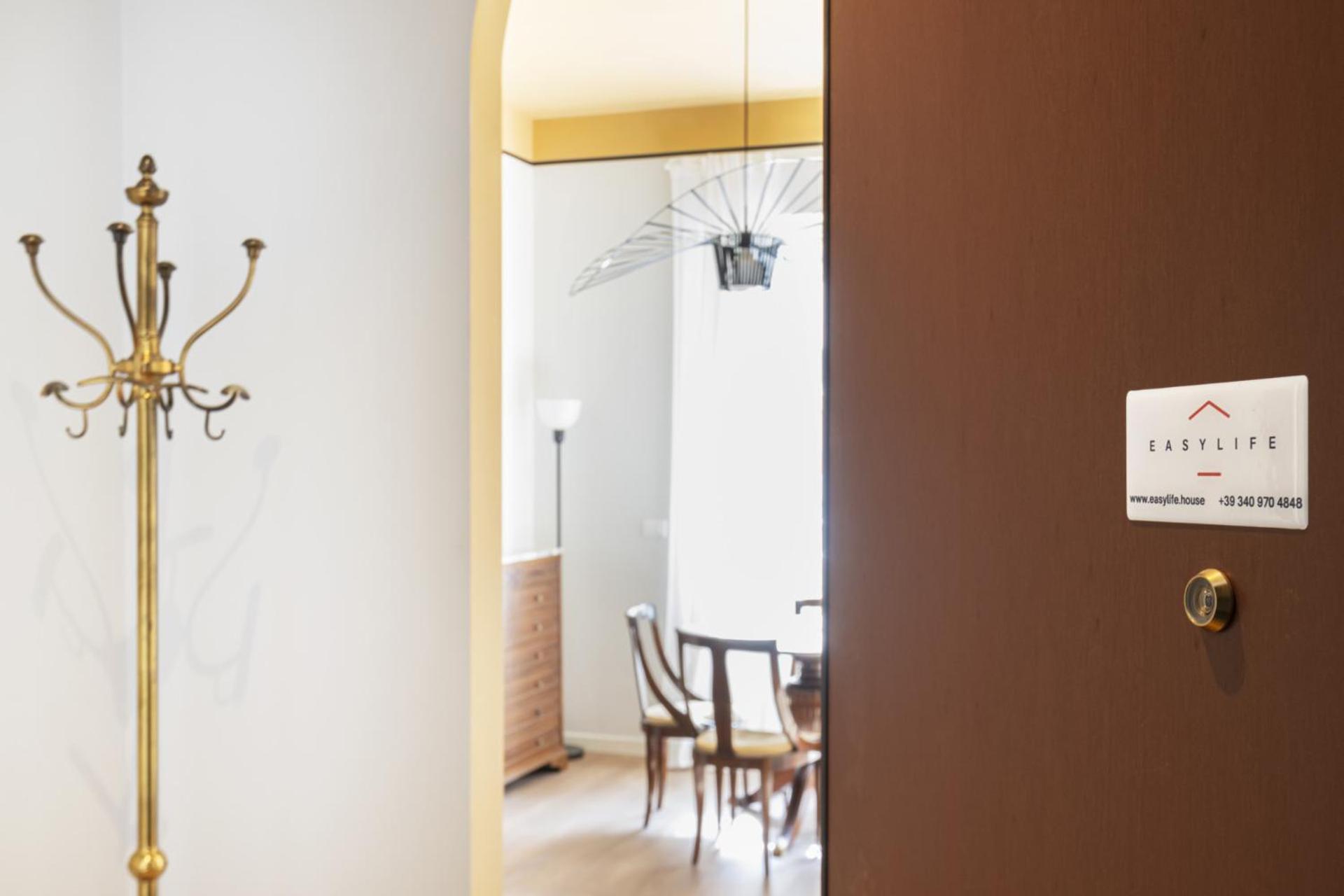Apartment Easylife - Luminosa Dimora In Sant'ambrogio