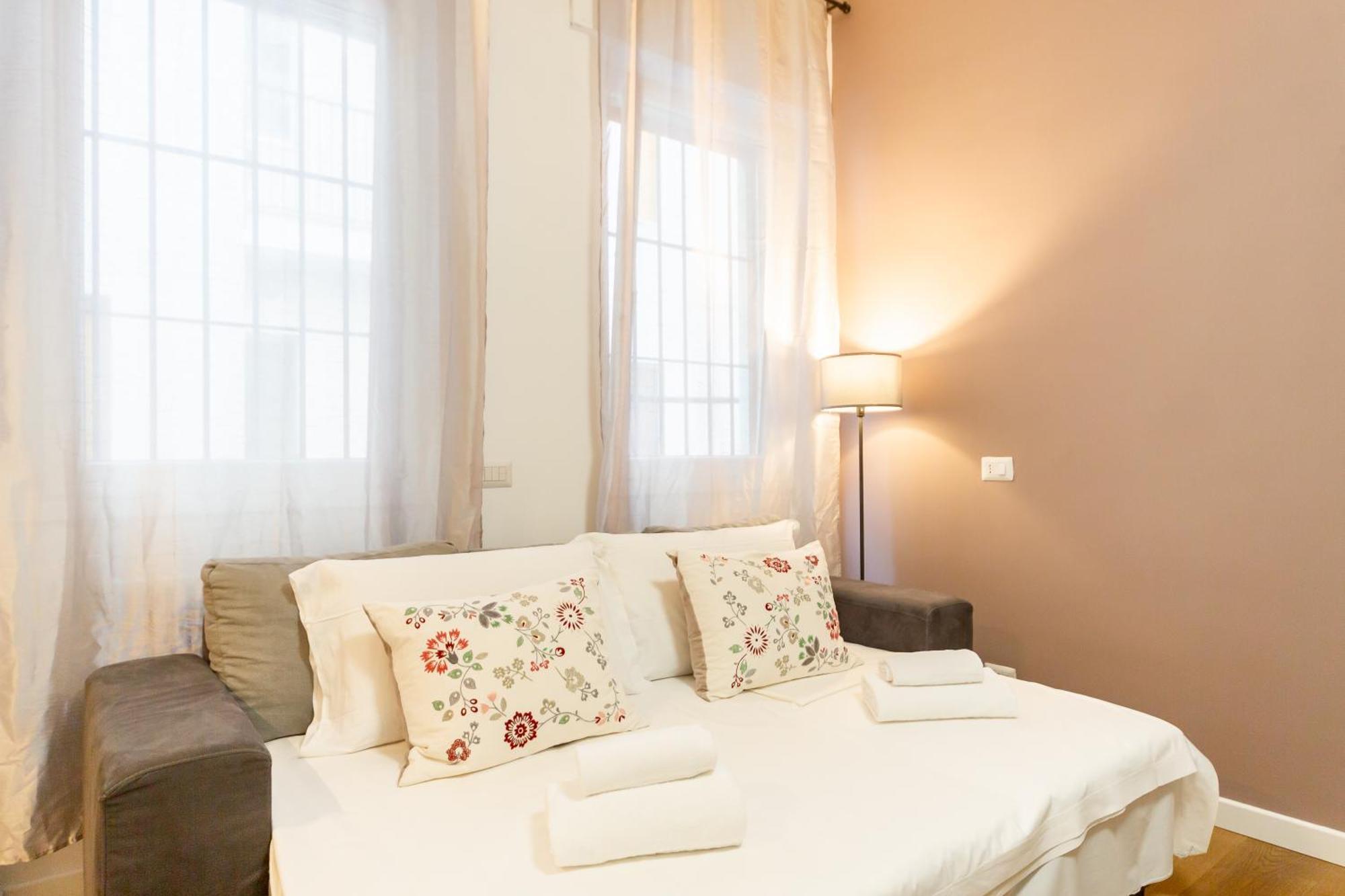 Leilighet Metro M1- Fiera Citylife Duomo 10 Min Ac Wi-fi *