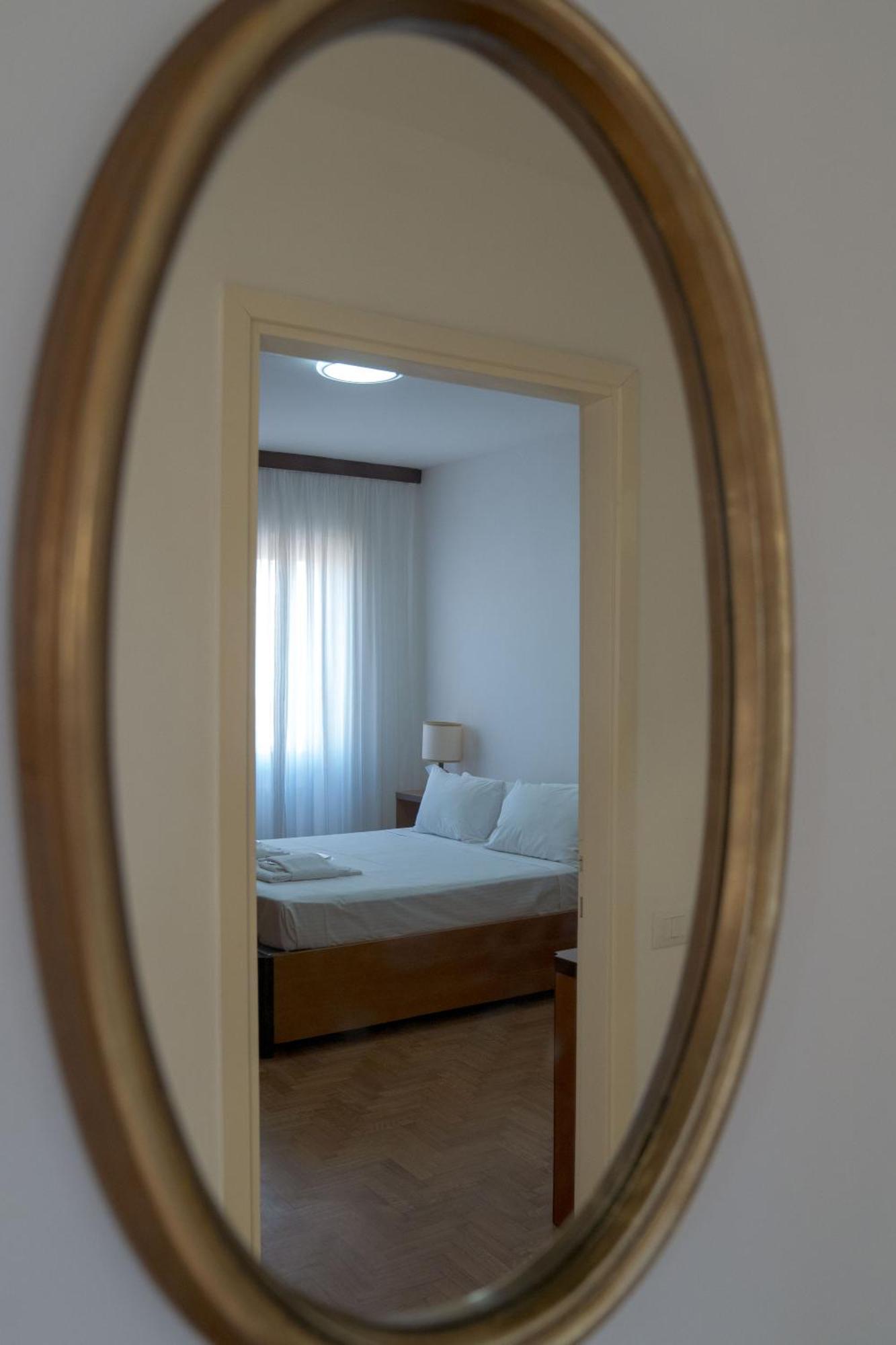 Leilighet L'arche Comfort&relax - Old Style House Milano