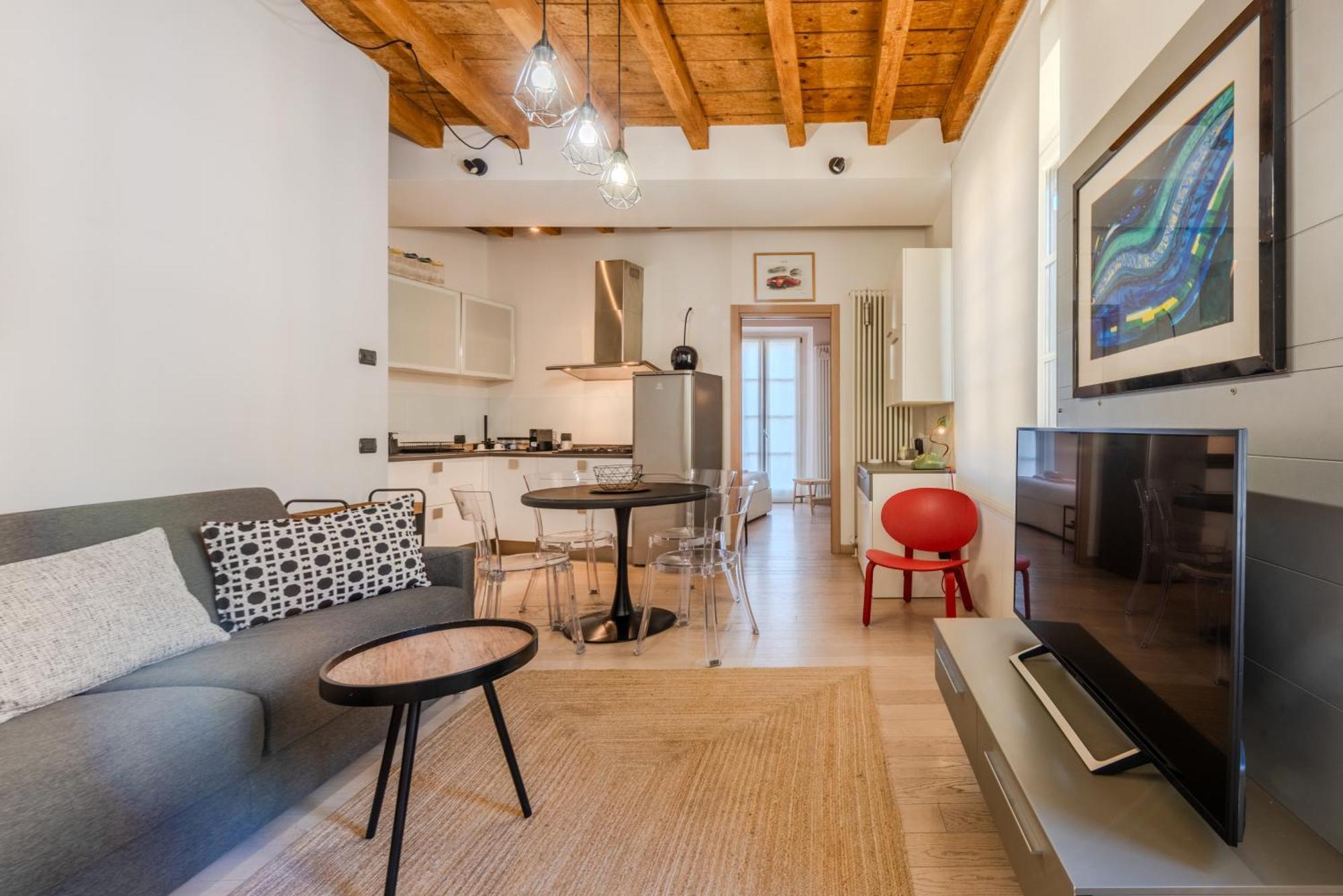 Apartment Crocetta Modern Flat Milan
