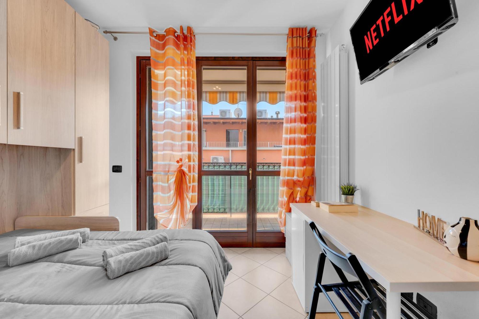 Pran27 -crescenzago - - Large - Bright - *