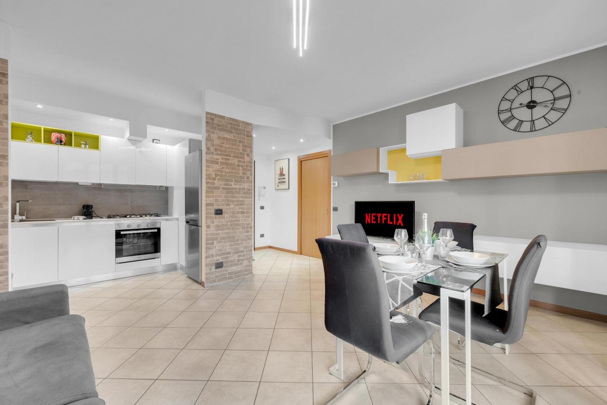 Pran27 -crescenzago - - Large - Bright - Milano
