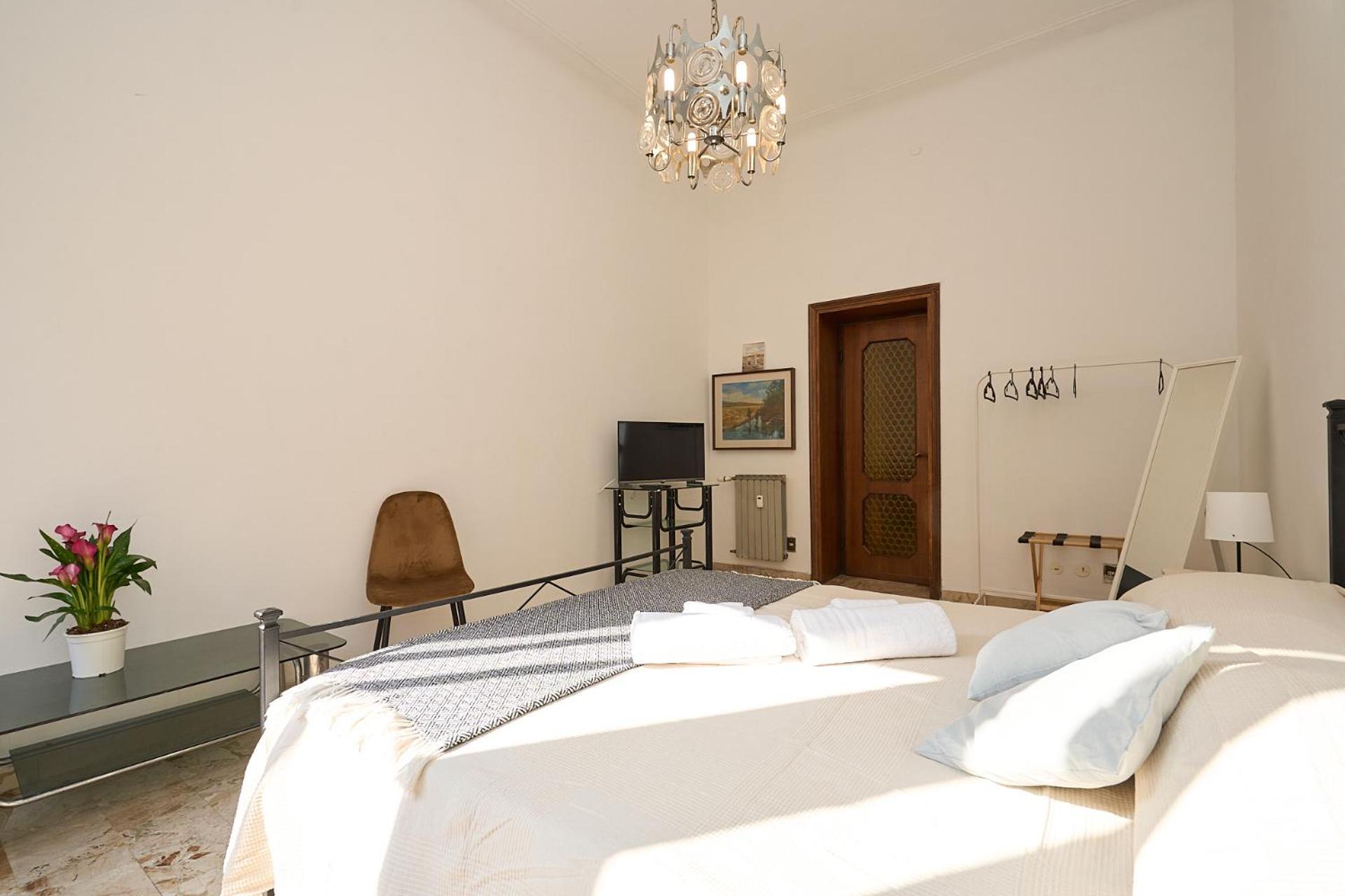 Vintage House - 2 Minutes Walk From Station Appartamento Milano