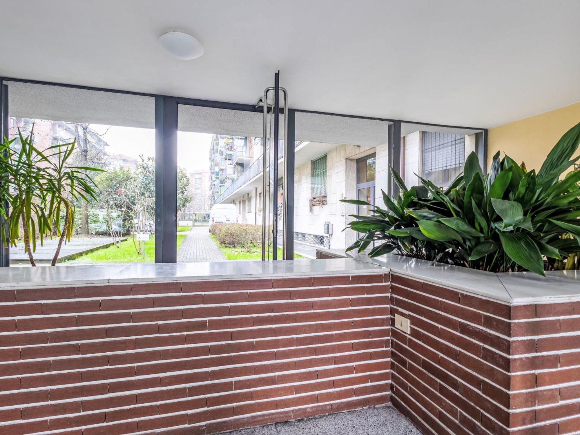 Fra Cristoforo By Interhome * Milano