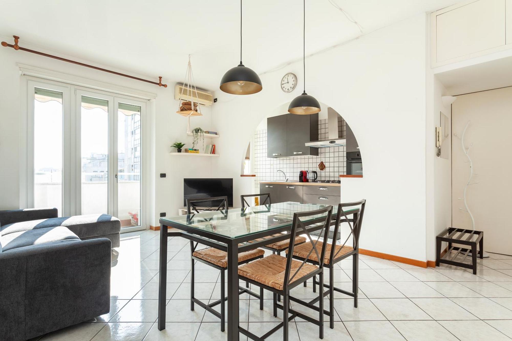 Appartement Stazione - Ariel - Luminoso Con Terrazzo Milaan