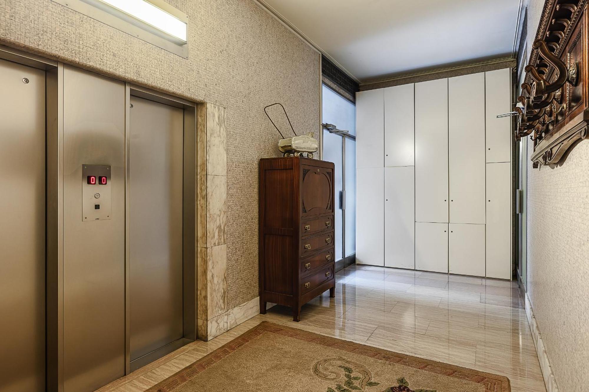 Classbnb - Two 400 Meters From The Duomo Milan