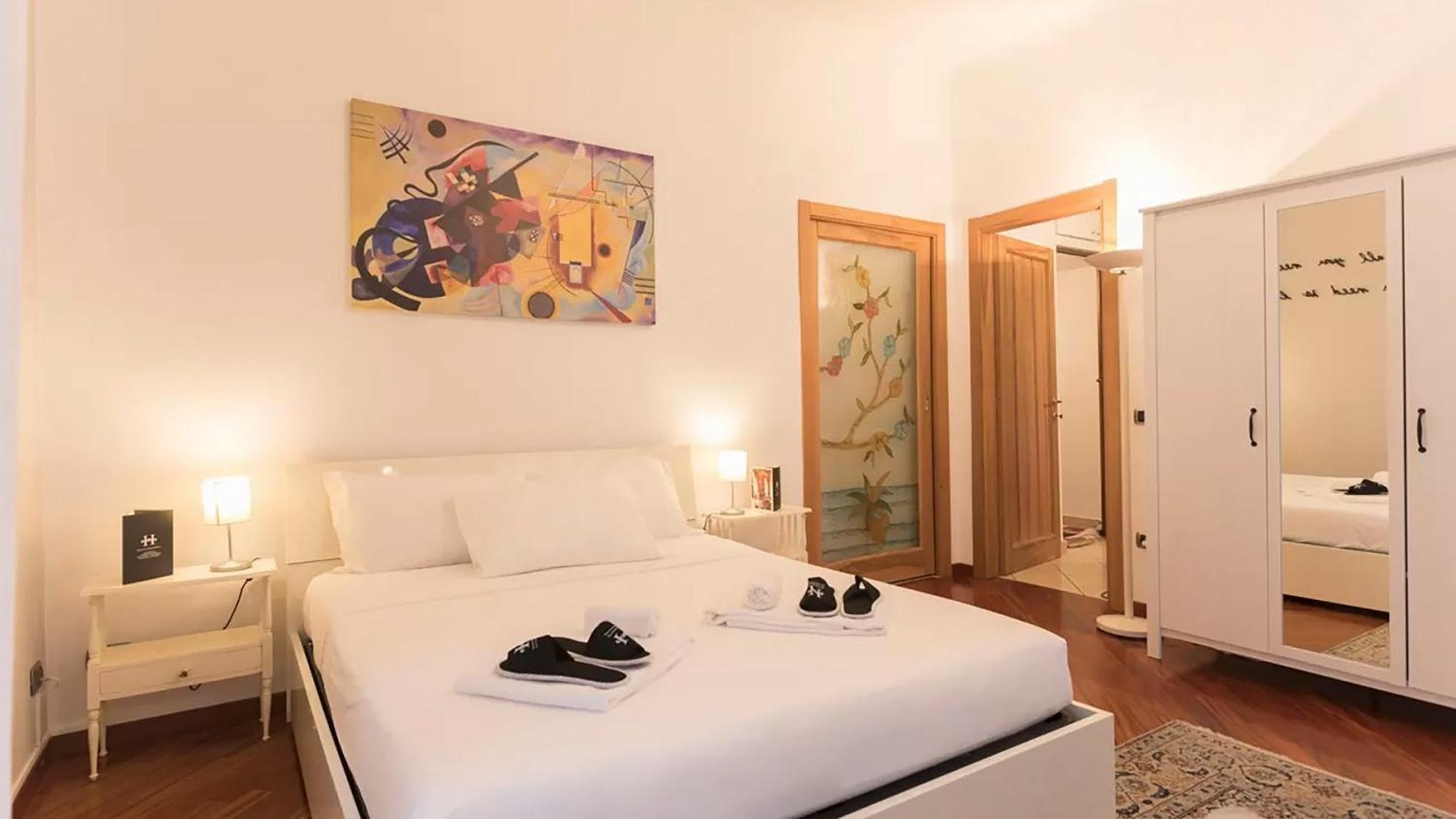 Classbnb - Two 400 Meters From The Duomo Apartment