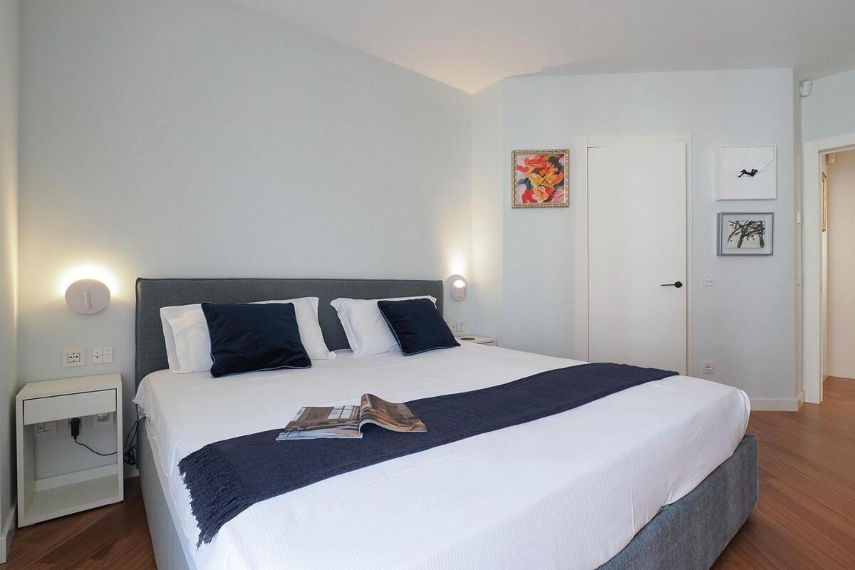 Bright Three Bedroom With Balconies Porta Romana * Mailand