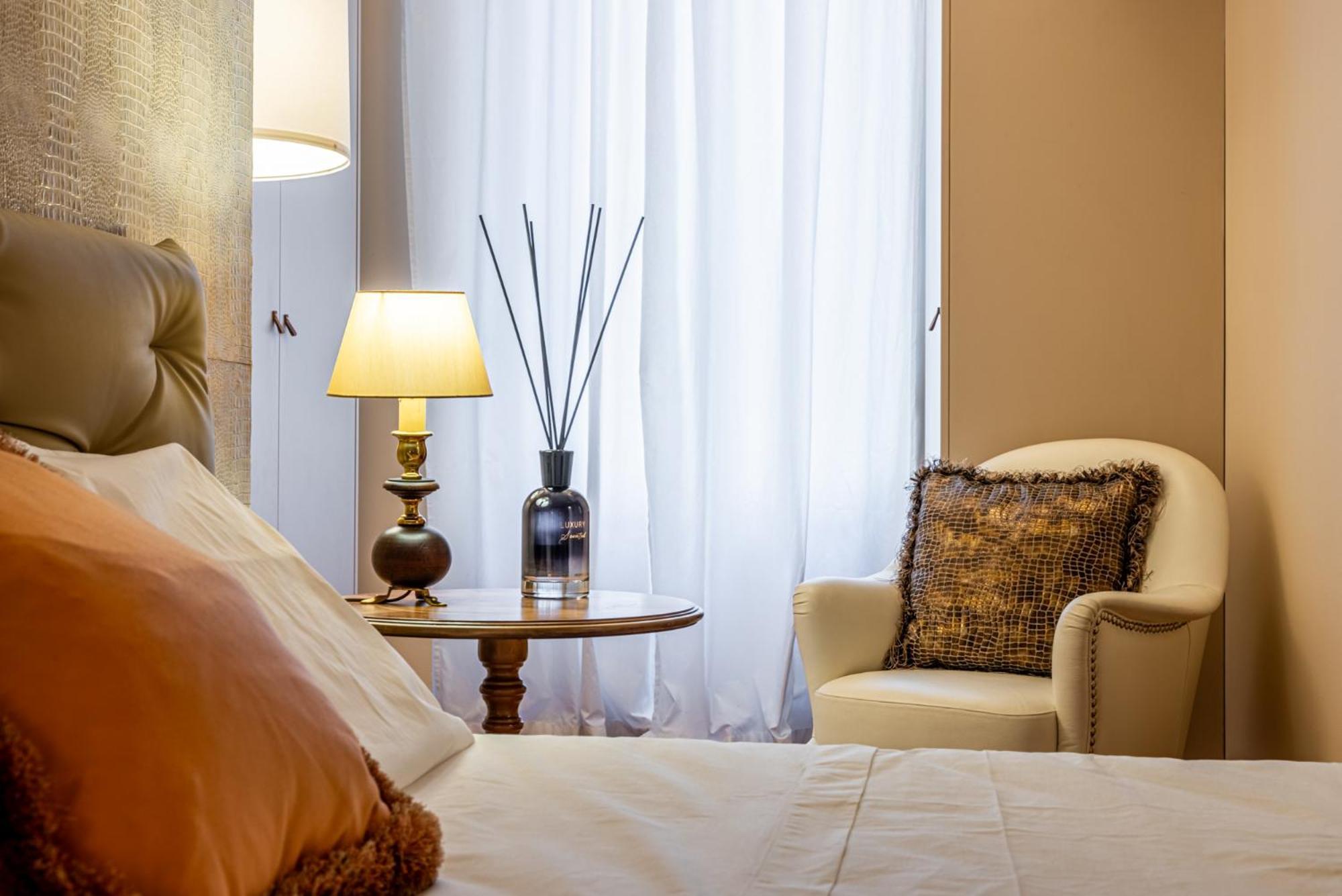 Leilighet Luxury, Modern & Charming Near Station