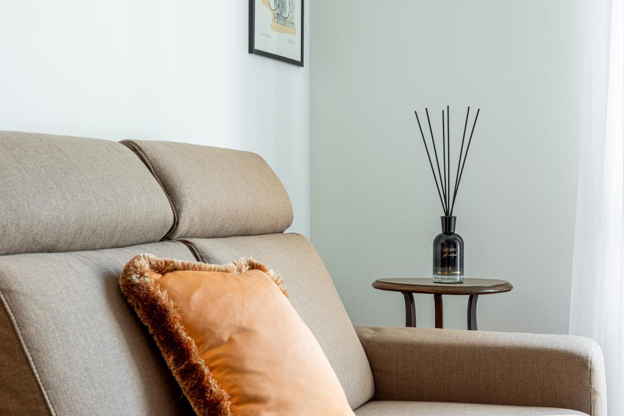 Leilighet Luxury, Modern & Charming Near Station Milano