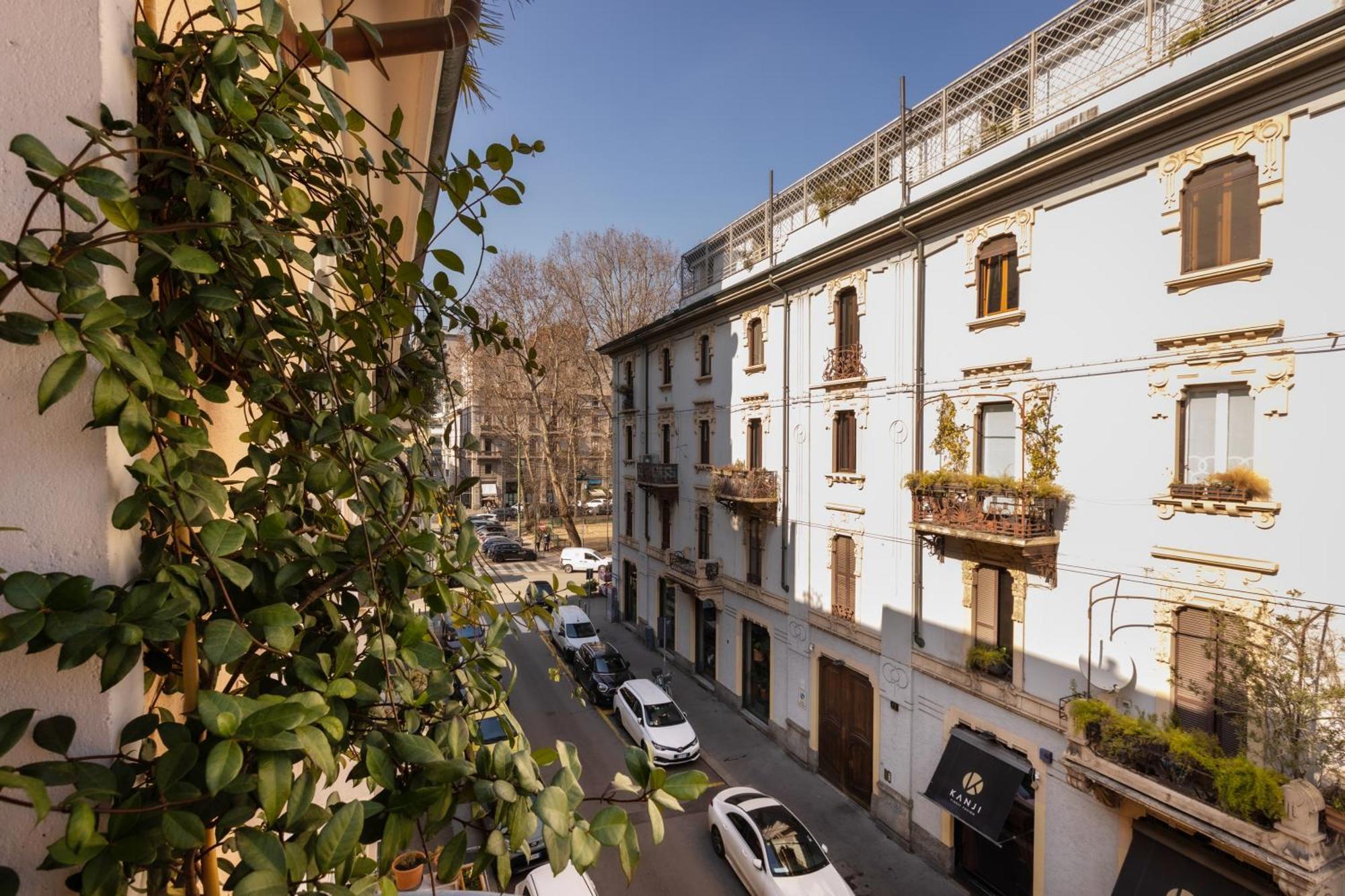 House Of An Artist In The Key Area Of Appartamento Milano