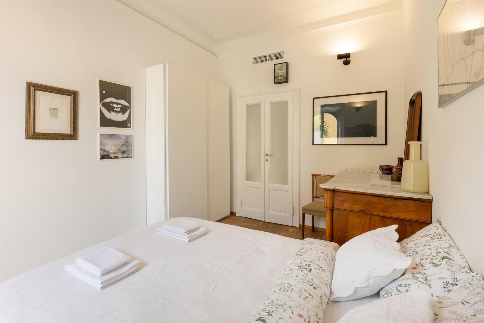 House Of An Artist In The Key Area Of Appartamento Milano