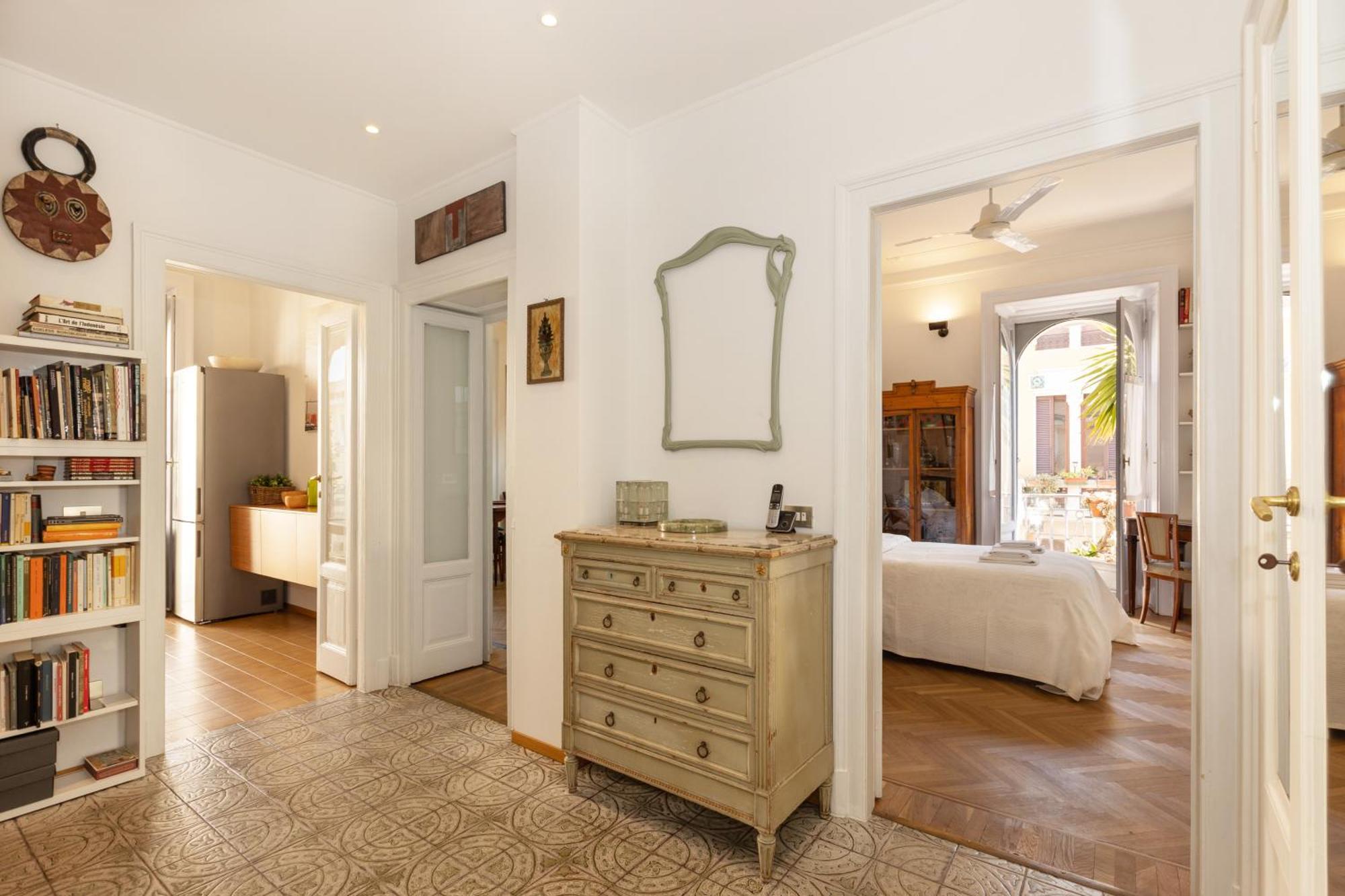 House Of An Artist In The Key Area Of Appartamento Milano