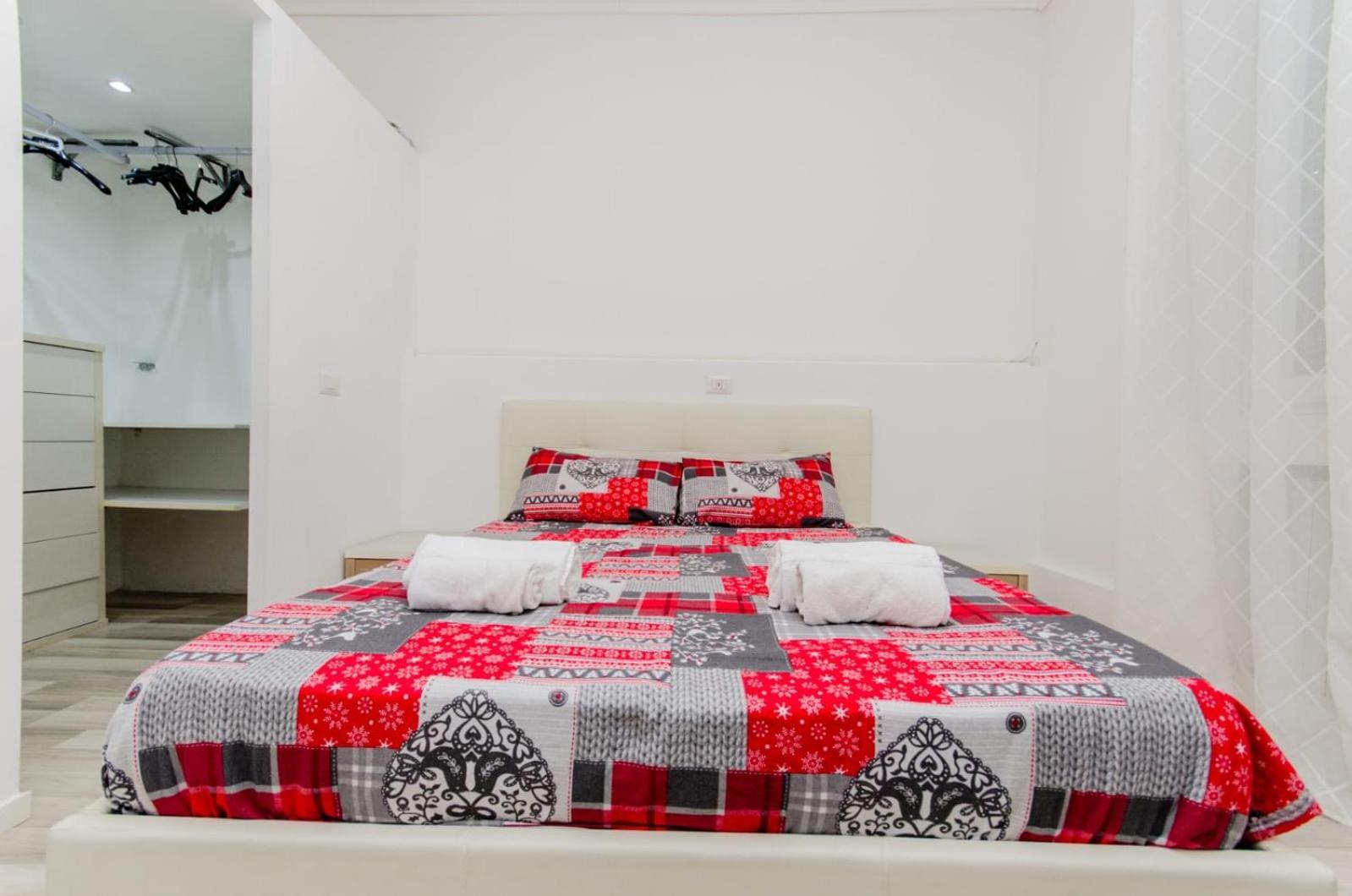 Lugano S&s Home, Moderna E Tranquilla, Vicino Al Centro Di Milano, Con Parcheggio Gratuito Esterno Appartamento Milano