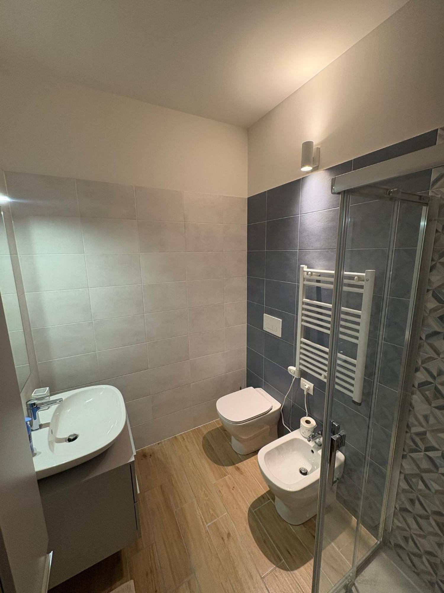 Panorama - Luminous With Private Garage Appartamento *