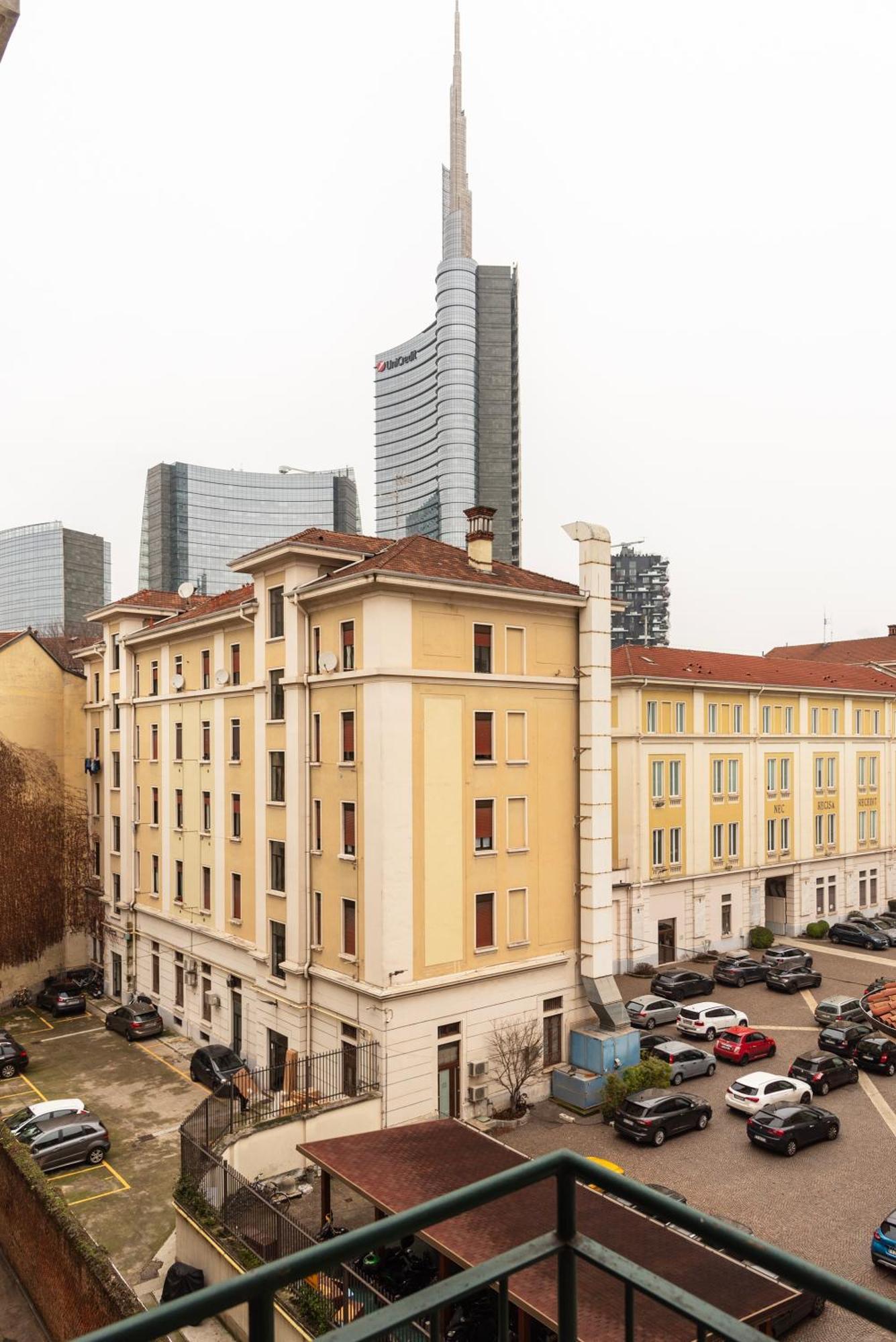 Appartamento Youhosty - Gioia Tower View Milano