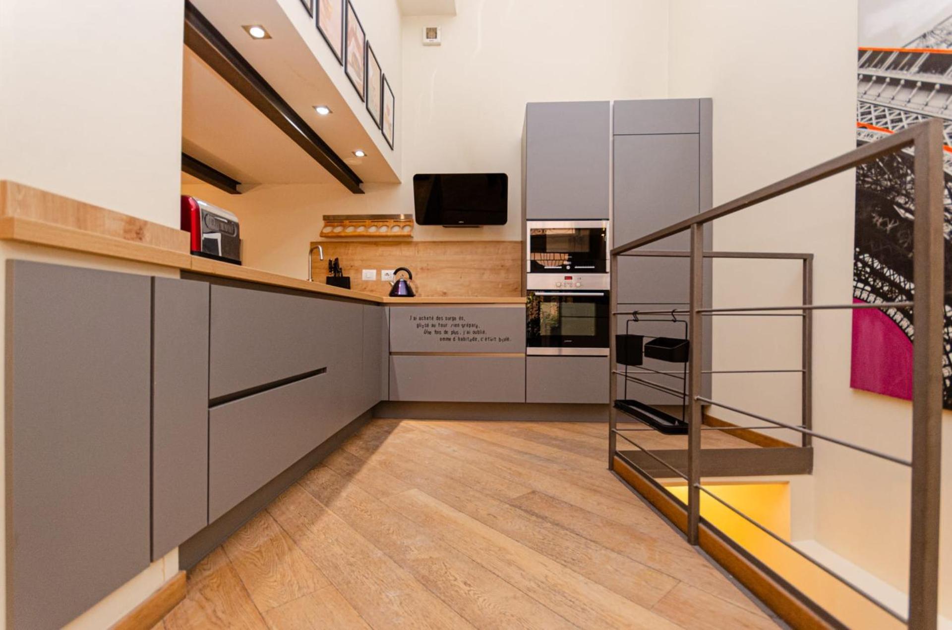 Luxury 3 Fiat, Ariberto Home, Tra Centro Storico Di E Navigli, Con Spaziosa Jacuzzi Appartamento